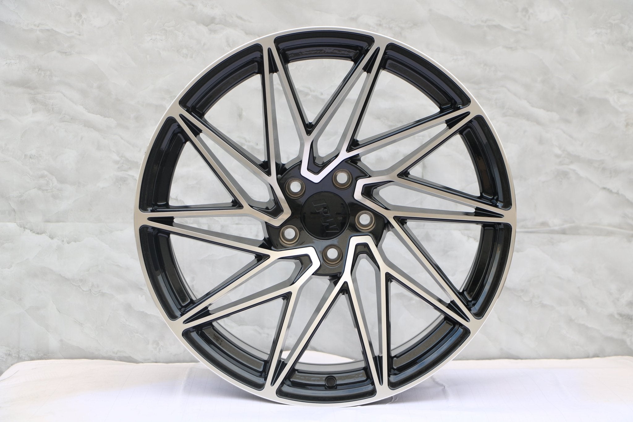 W1300 XH284 Black Machined Face 19x9.5 Et35 5x114.3 CB73.1
