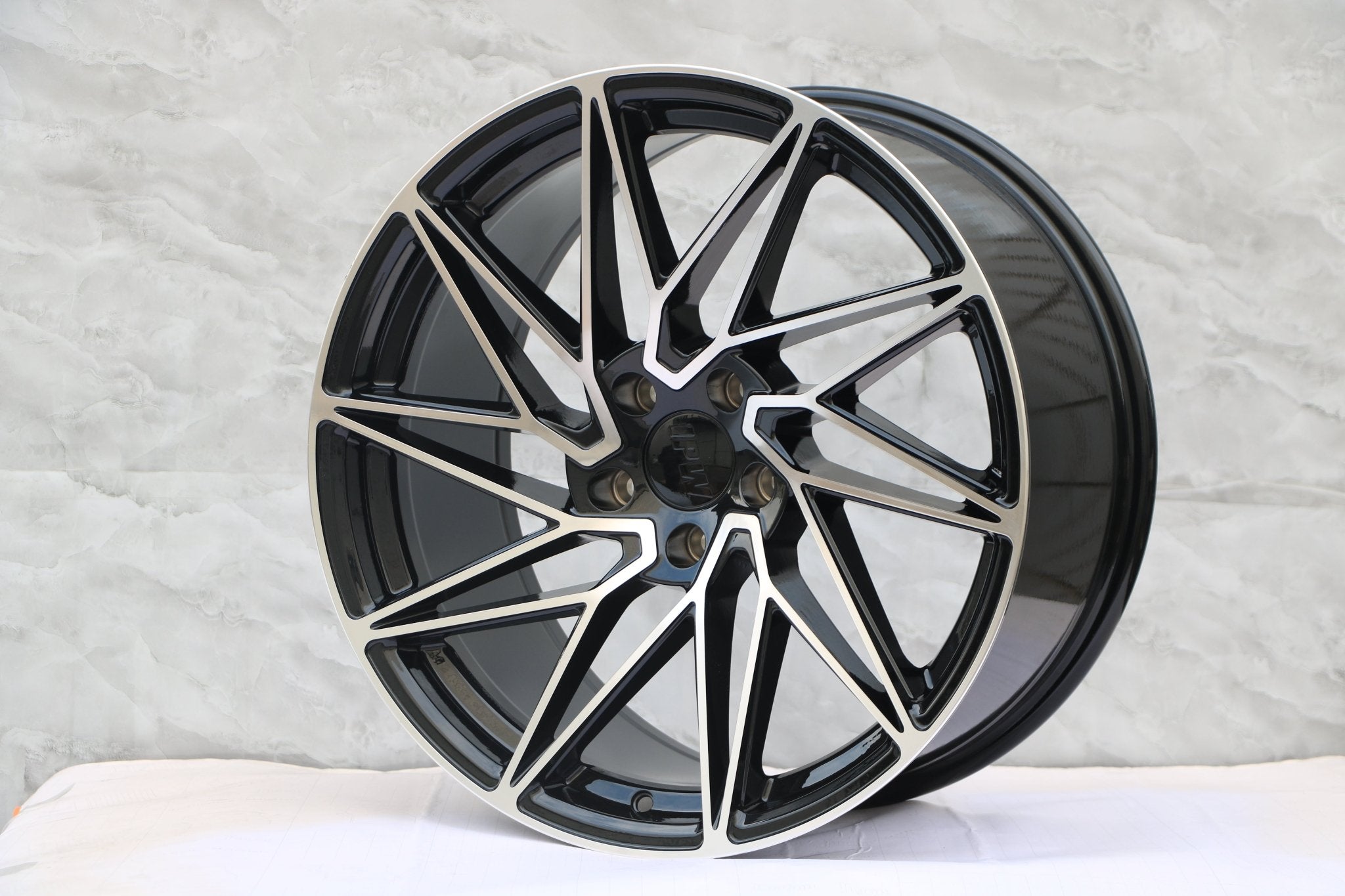 W1300 XH284 Black Machined Face 19x8.5 Et35 5x114.3 CB73.1