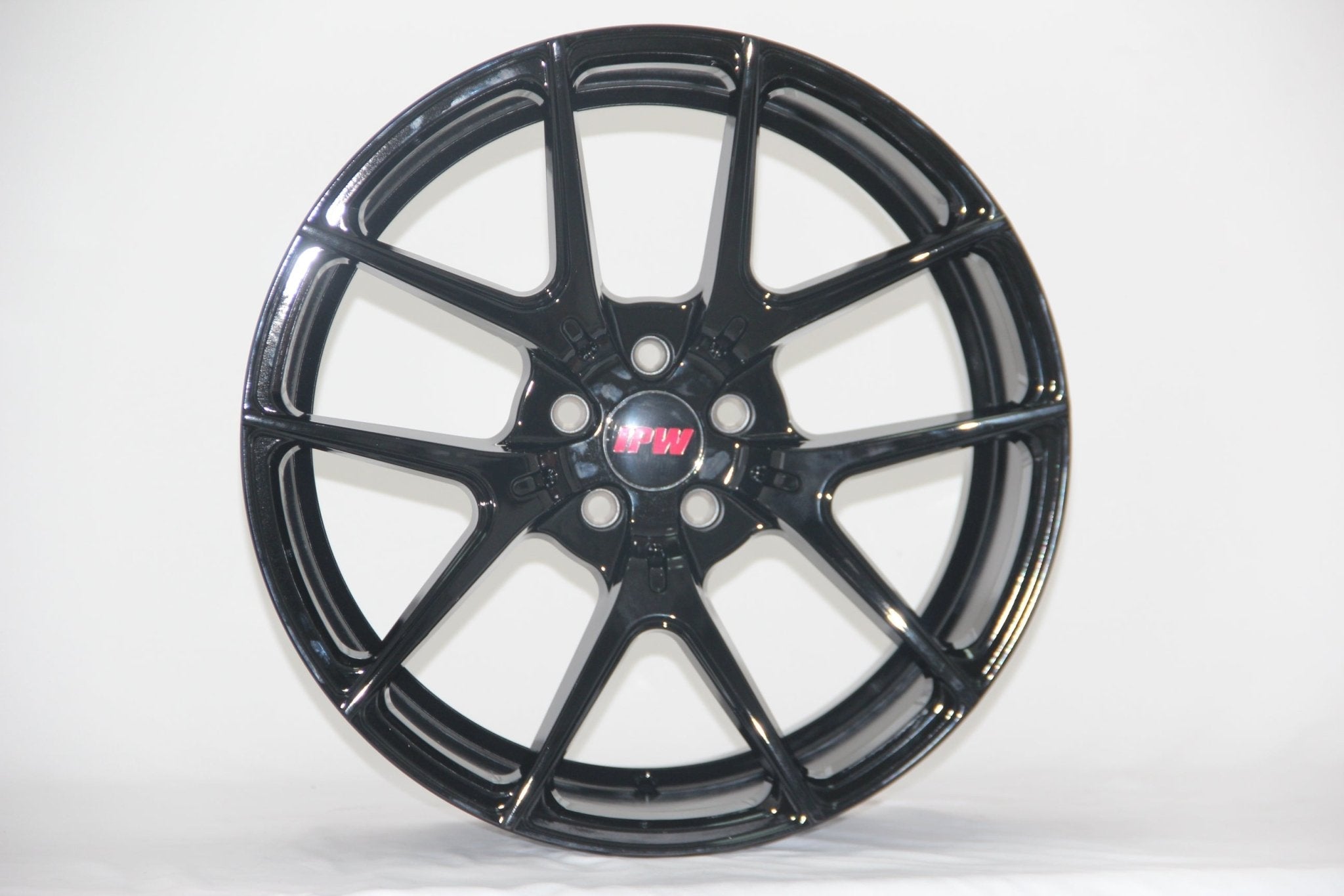 W1405 656 Gloss Black 20x10.0 ET40 5x114.3 CB73.1 6