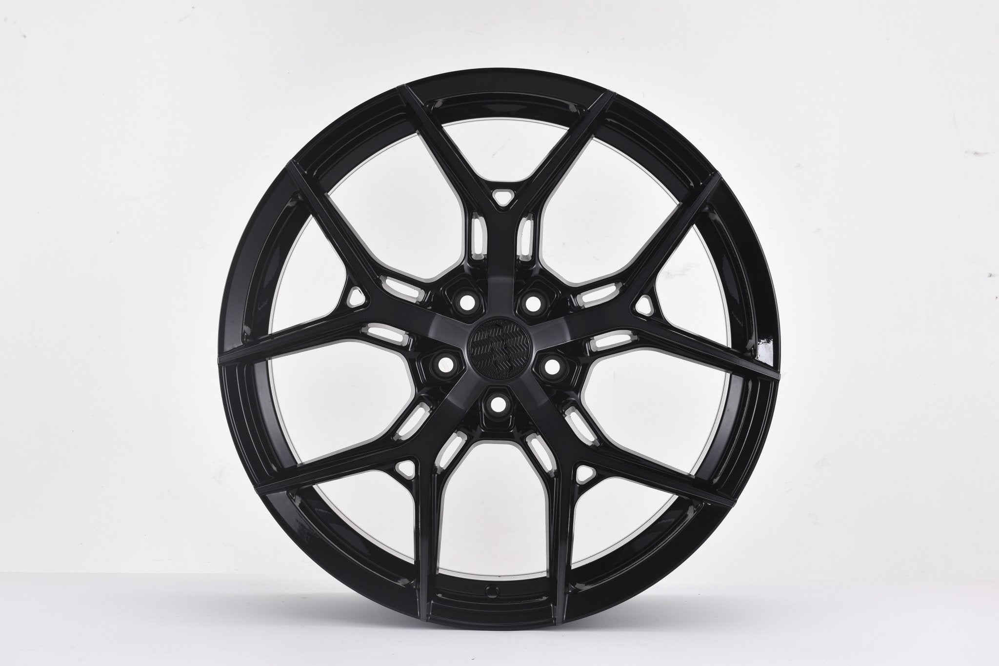 W1500 1696 Gloss Black 22x11 ET35 5x112 CB66.6