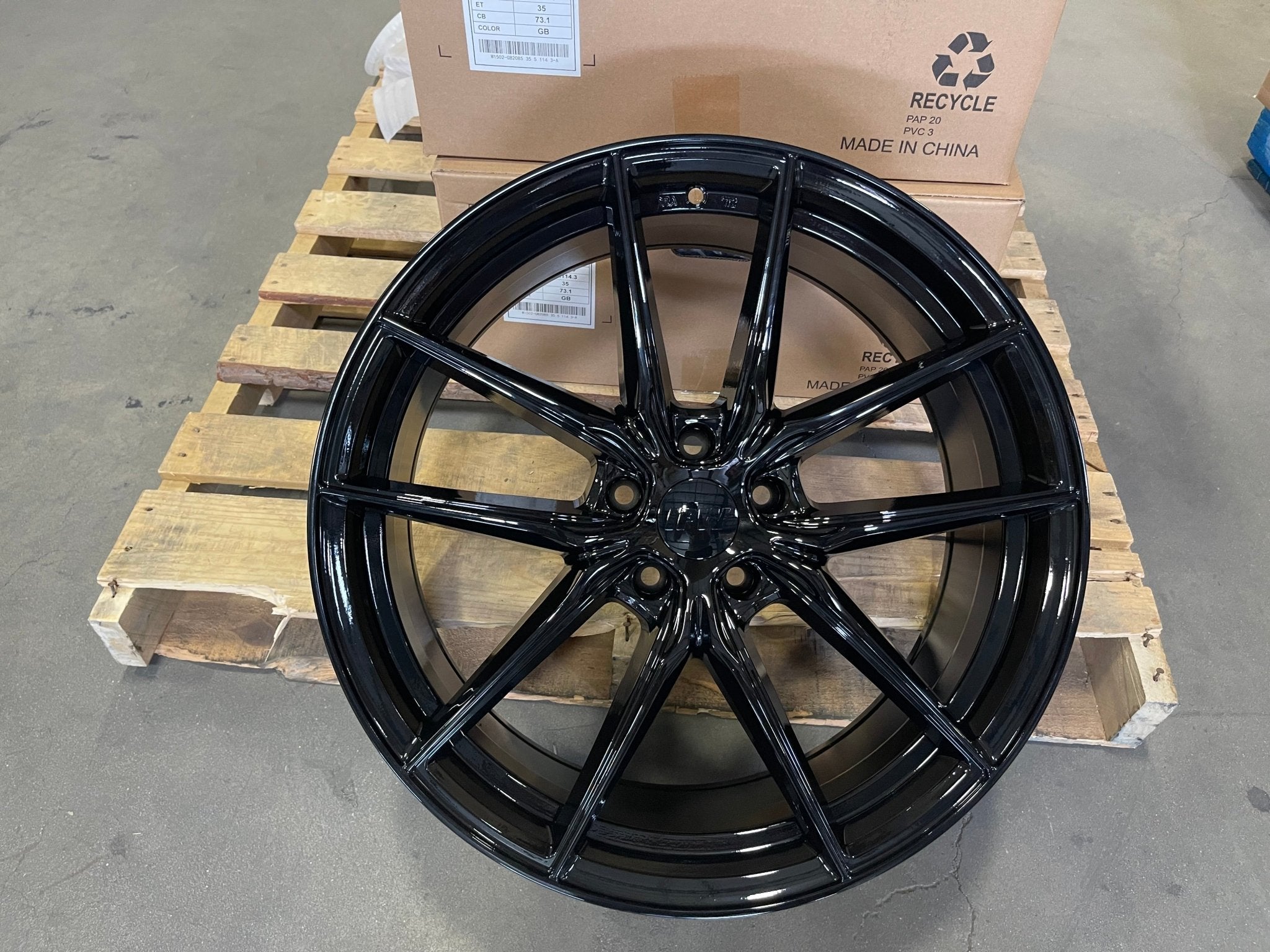 W1502 1662 Gloss Black 20x9.5 ET38 5x114.3 CB73.1  C030IPW-B