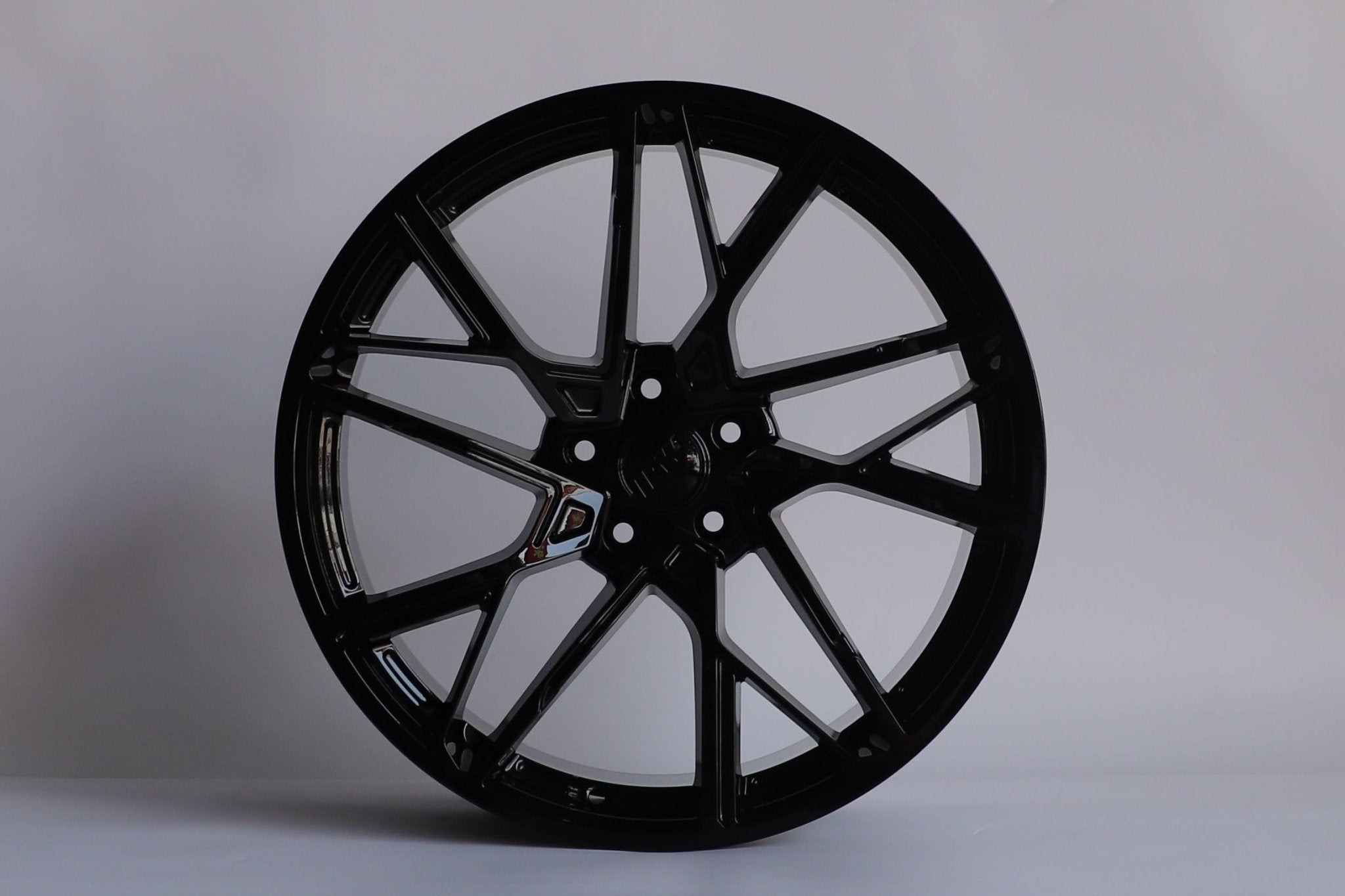W1507 1463 Gloss Black 20x8.5 ET35 5x114.3 CB73.1