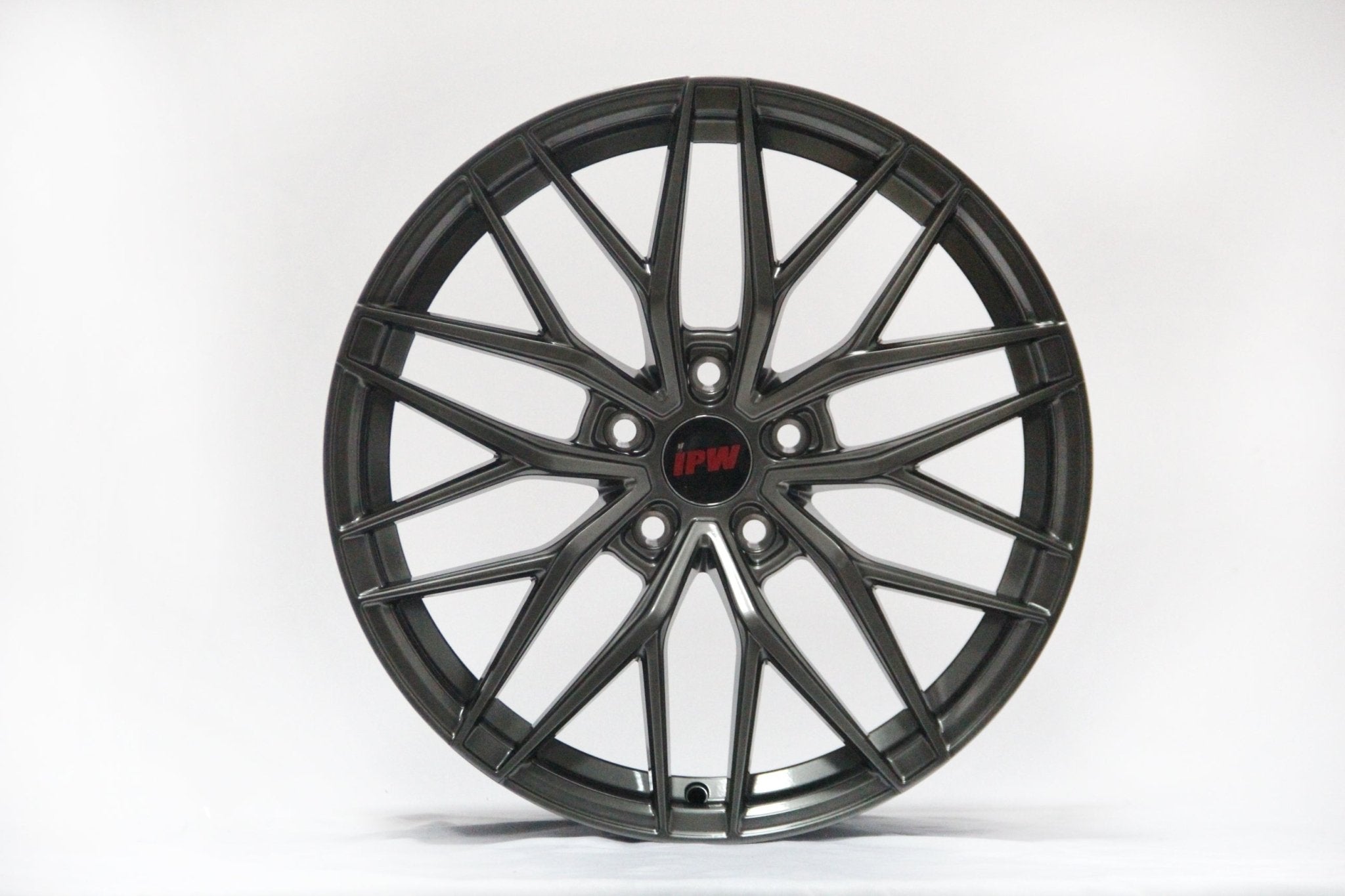 W1513 IVF-004 Flow Forged Hyper Black 18x8.0 ET35 5x114.3 CB73.1