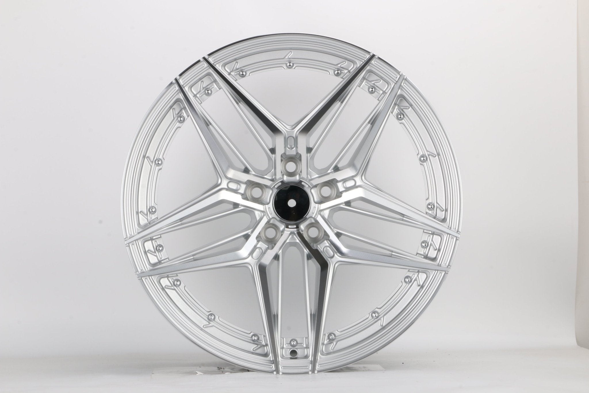 W1515 IVF-007 Silver Machined Face 19x8.5 ET35 5x114.3 CB73.1