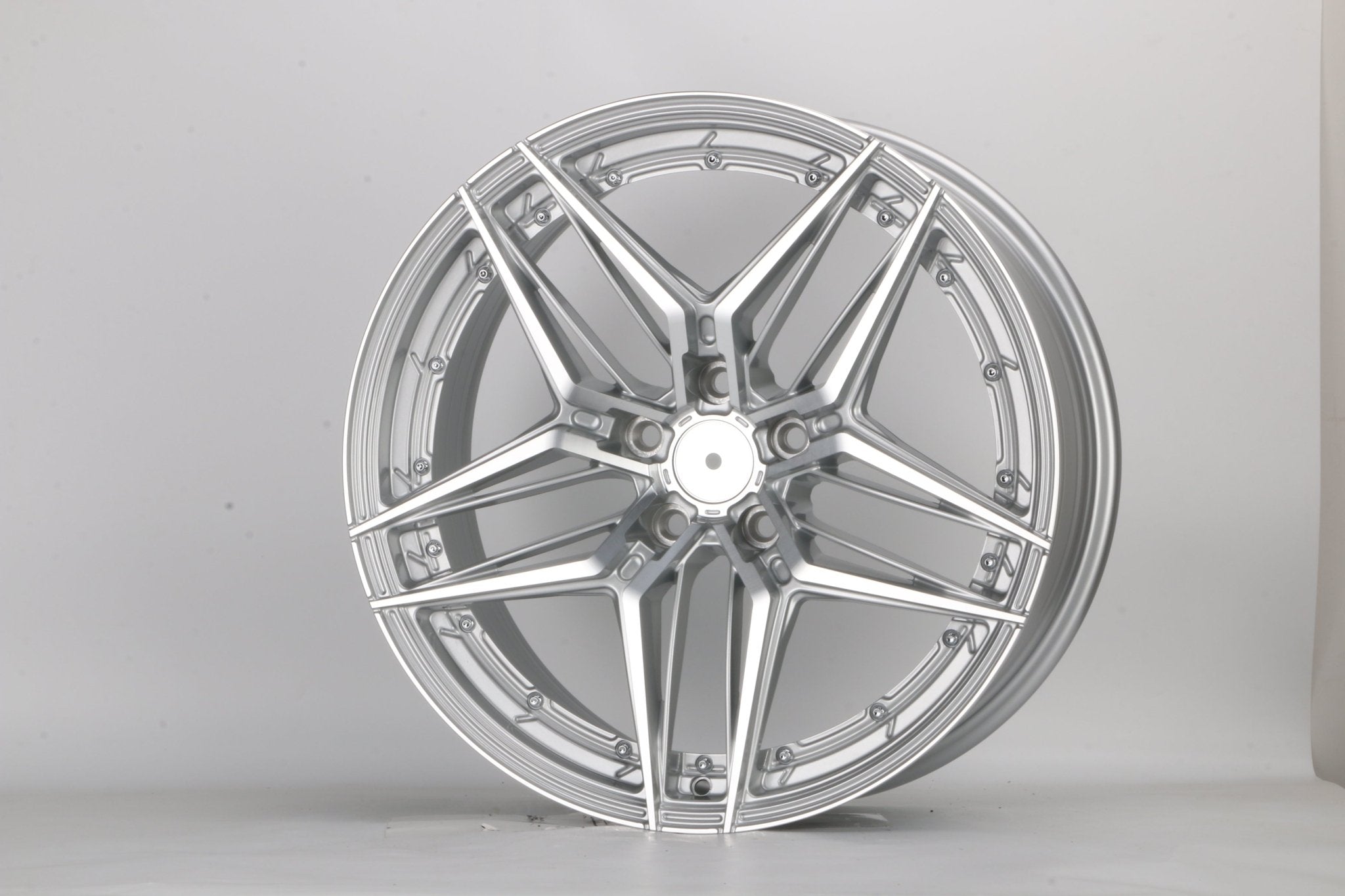 W1515 IVF-007 Silver Machined Face 19x8.5 ET35 5x114.3 CB73.1