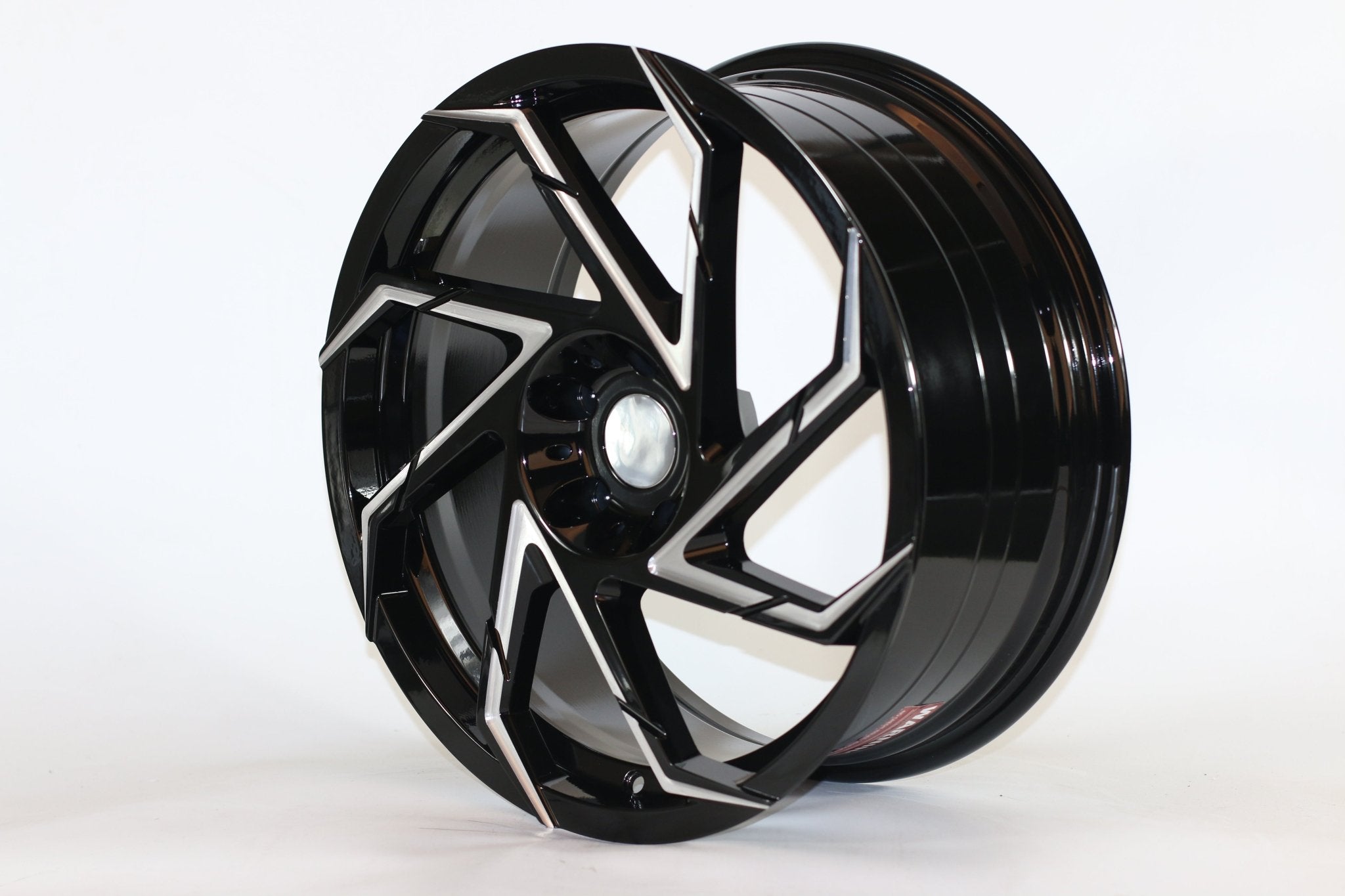 W152 iVF-28 Bronze Machined Lip 17x7.5 ET40 5x100 CB73.1