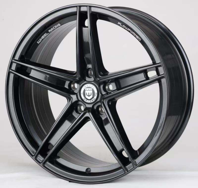 W1546 IVF-411 Gloss Black 18x8.0 ET35 5x114.3 CB73.1