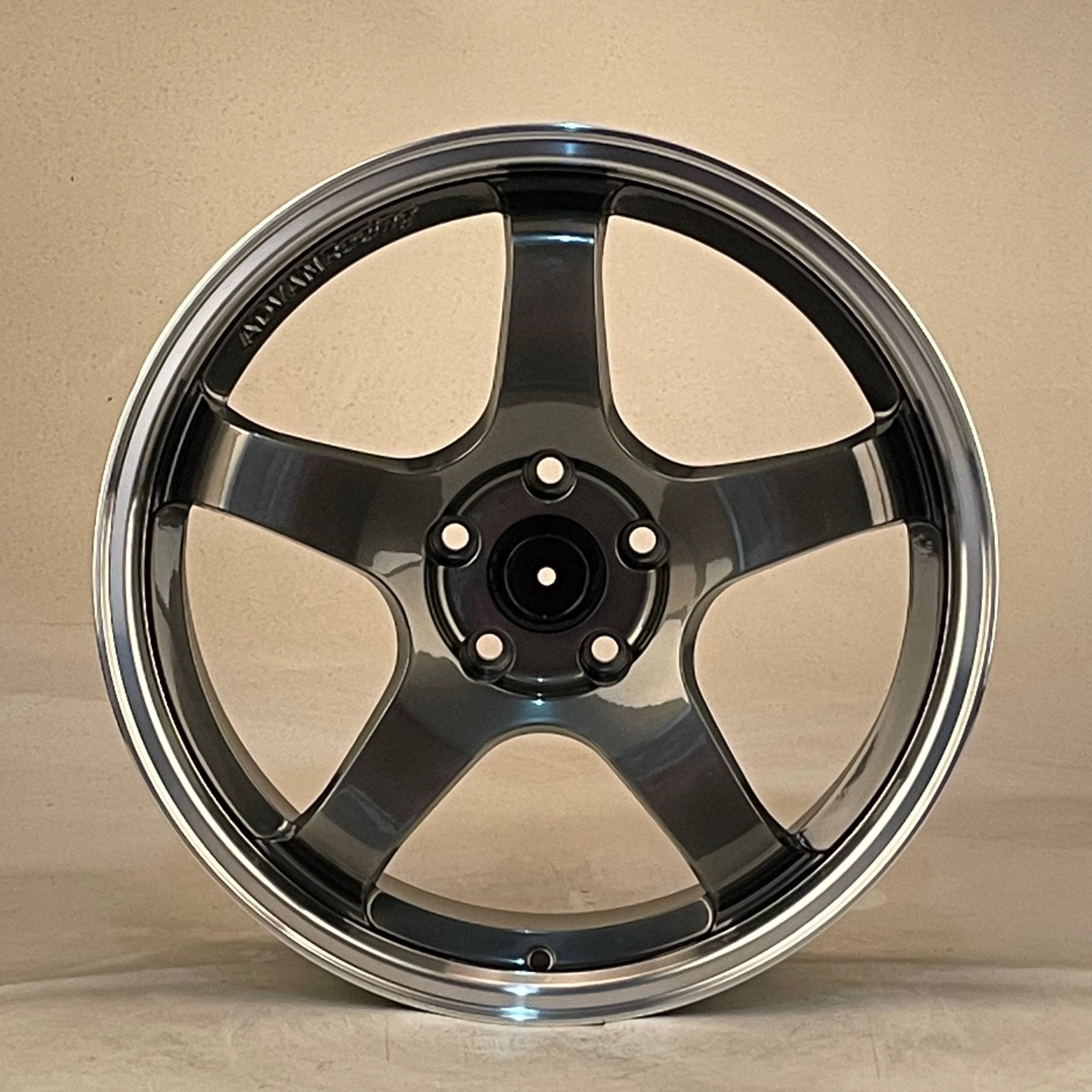 W1547 310 Hyper Black Machined Lip 18x8.5 ET35 5x120 CB72.56
