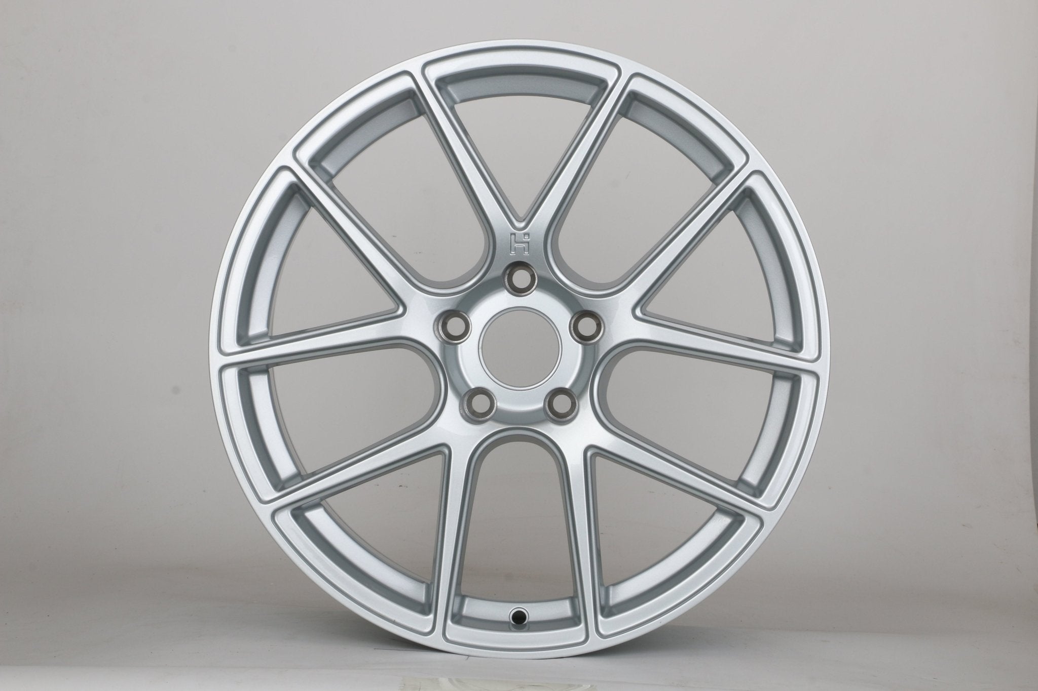 W1554 KB101 Silver Machined Face 18x8.0 ET38 5x114.3 CB73.1