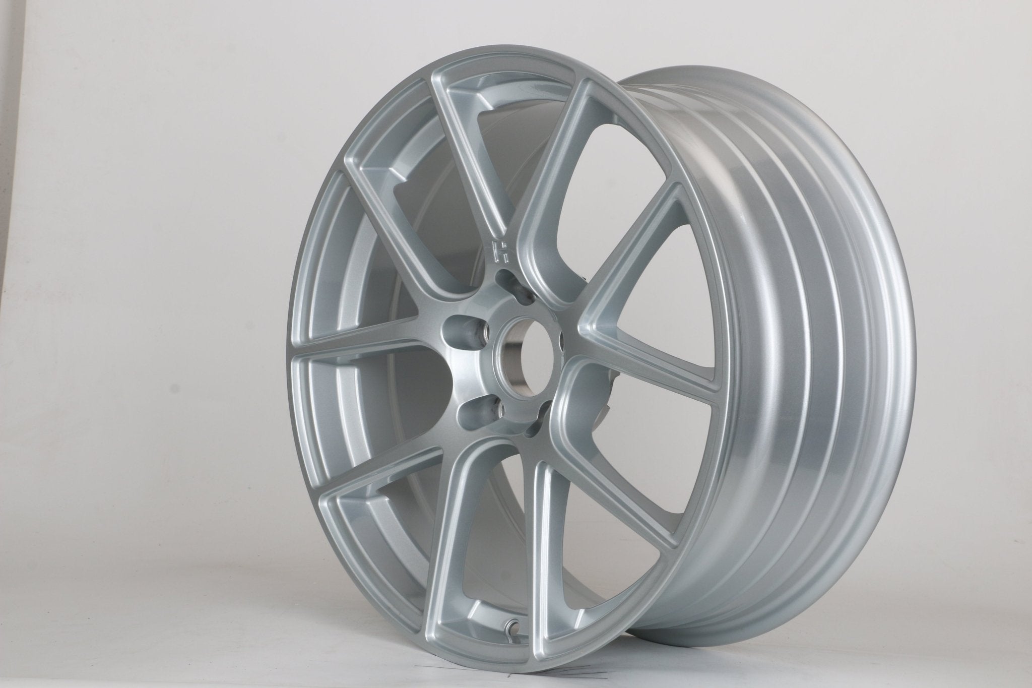 W1554 KB101 Silver Machined Face 18x8.0 ET38 5x114.3 CB73.1