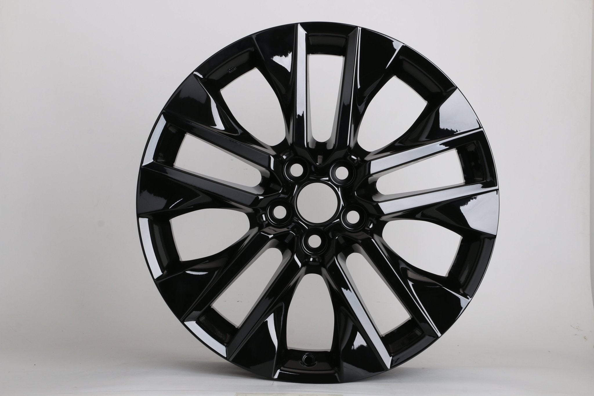 W200 D2027 Gloss Black 19x7.5 ET40 5x114.3 CB60.1