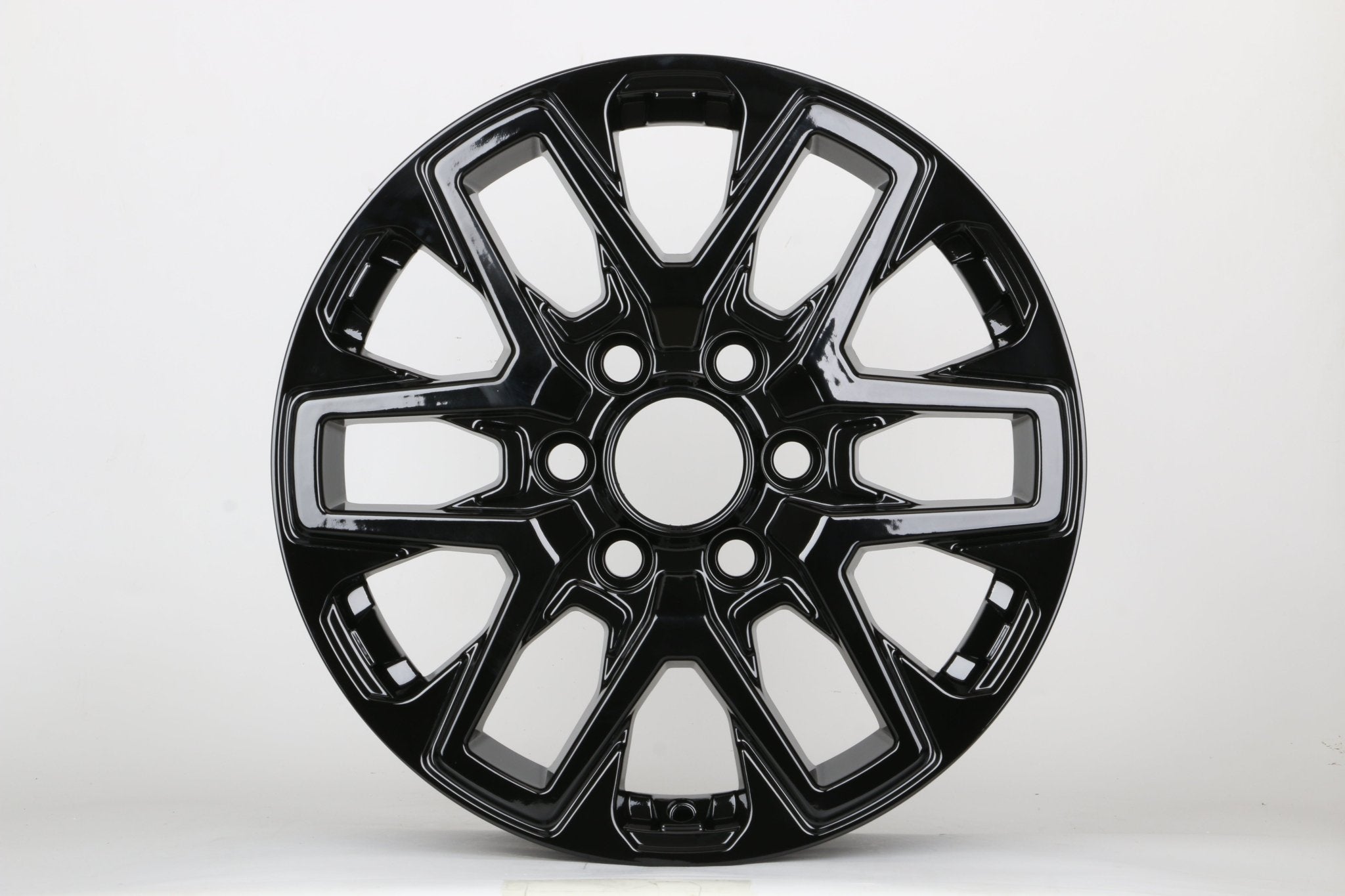 W208 1780 Gloss Black 18x7.5 ET60 6x139.7 CB95.1