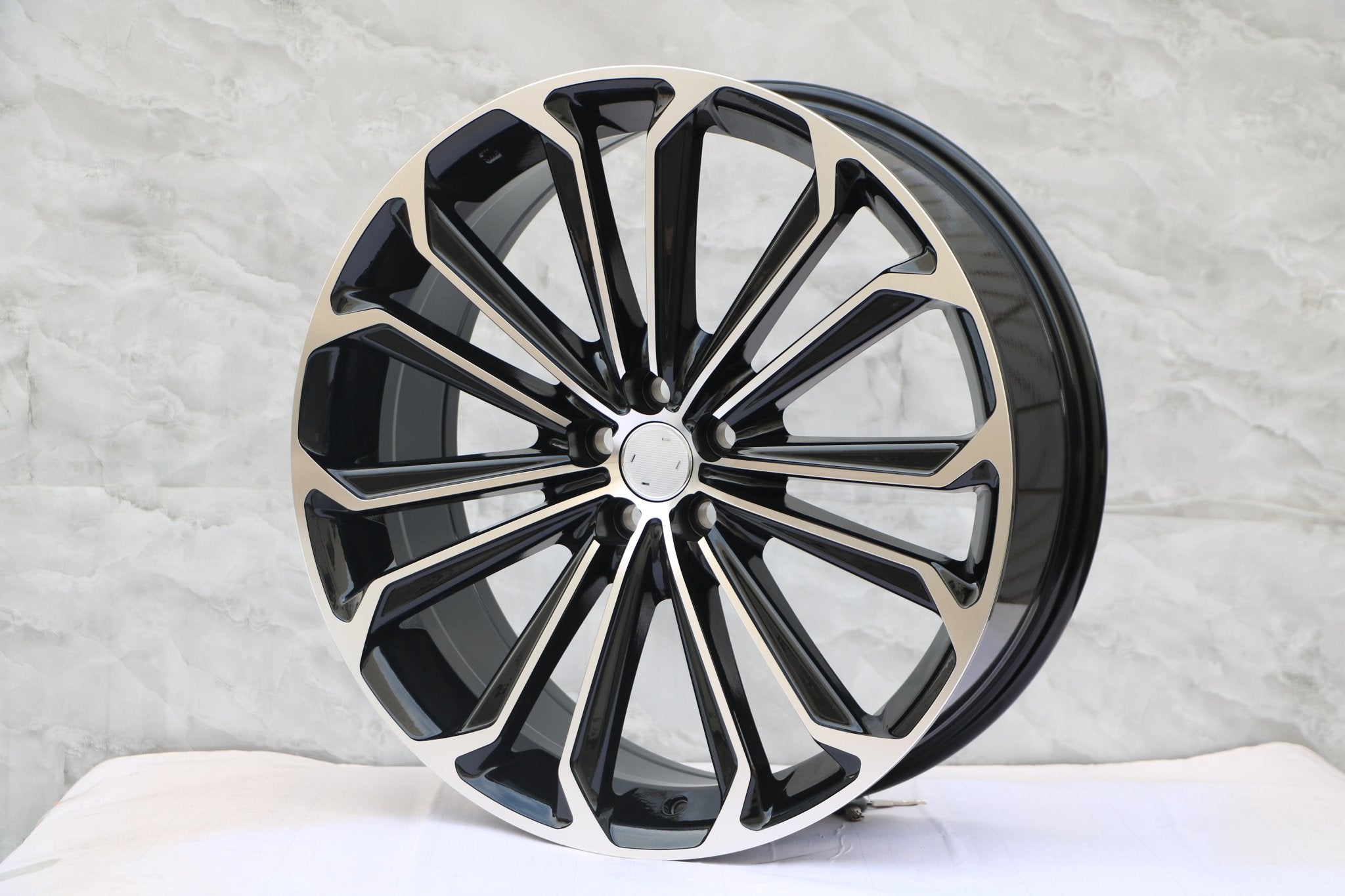 W221 1468 Black Machined Face 17x7.0 ET39 5x100 CB54.1 <<1:1>>