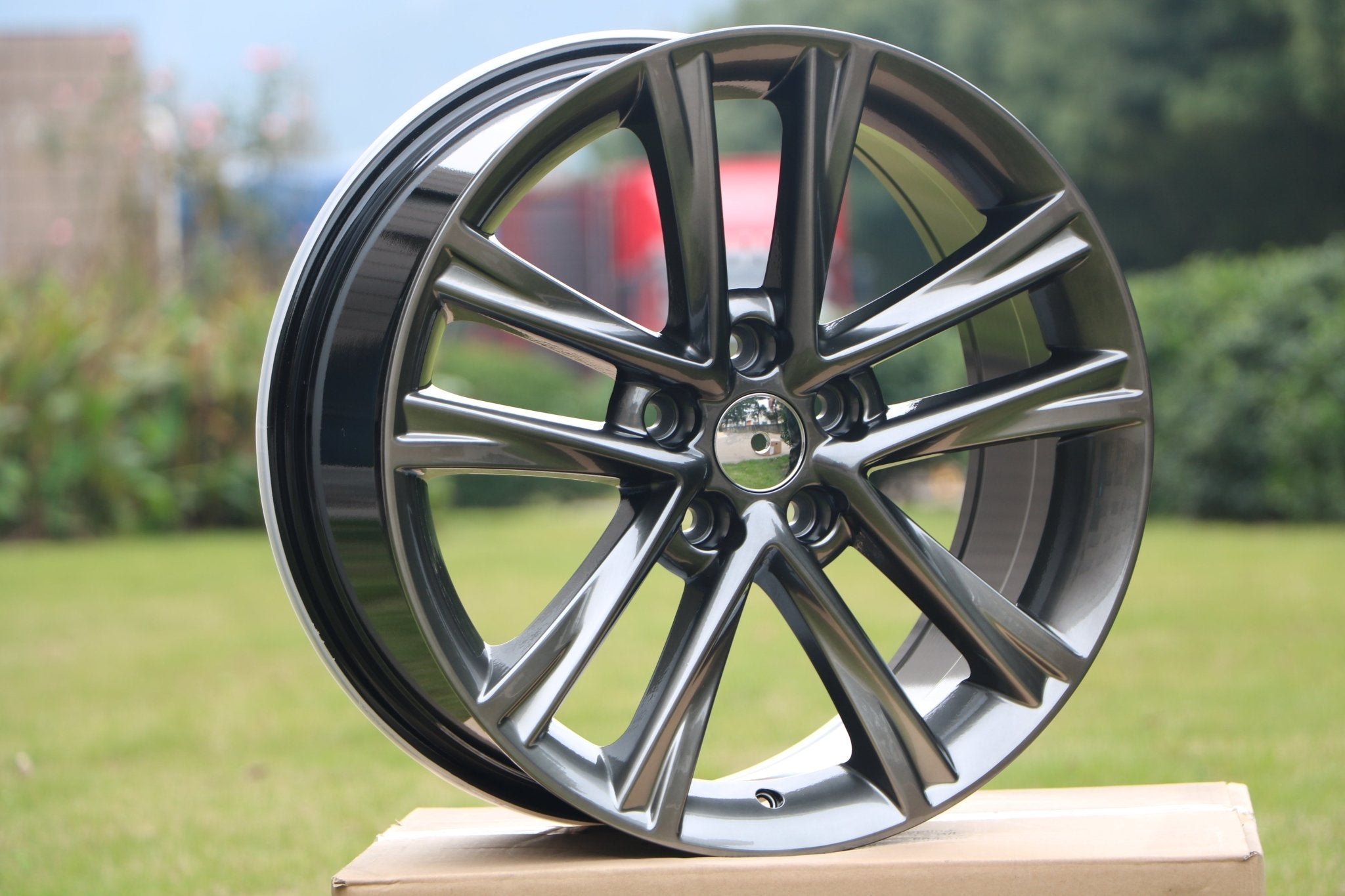 W225 298 Metalic 18x8.0 ET30 5*114.3 CB60.1