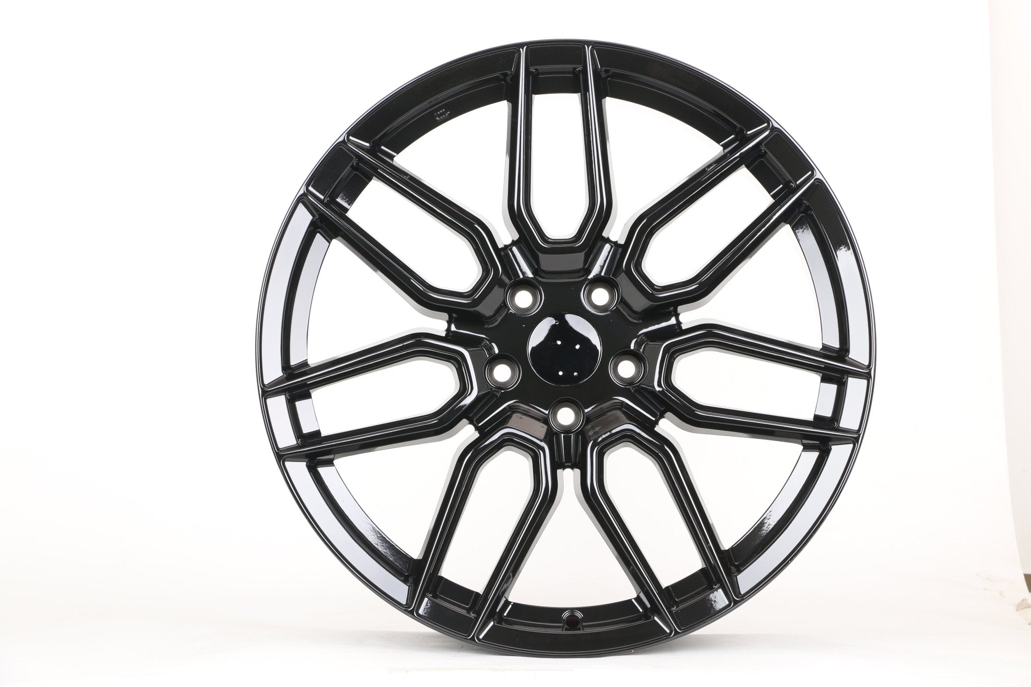 W228 D1902 Gloss Black 19x8.5 ET35 5x114.3 CB60.1 Cone Lug