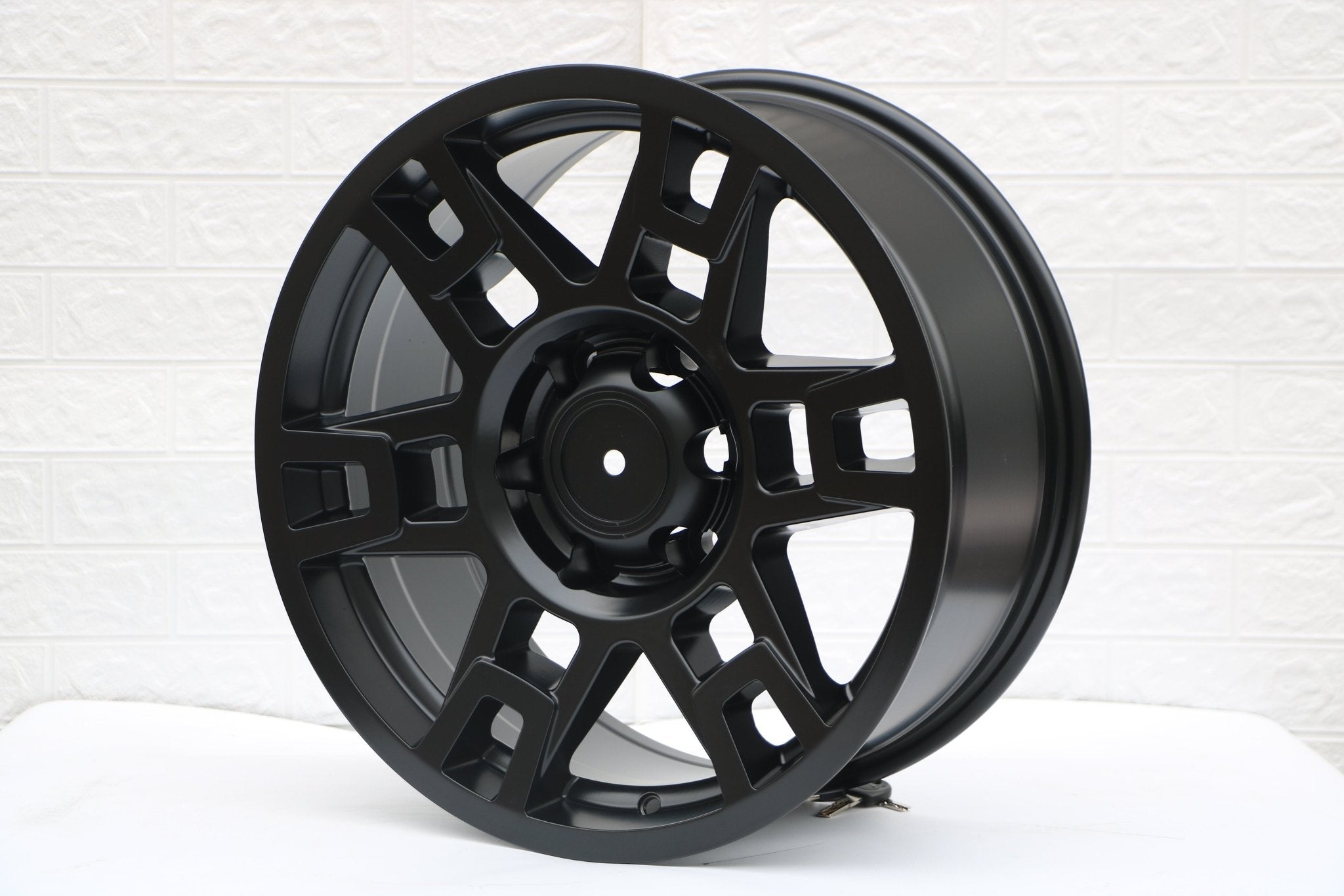 W230 Satin Black 17x8.0 ET5 6x139.7 CB106.1 C1174-01-LA5B