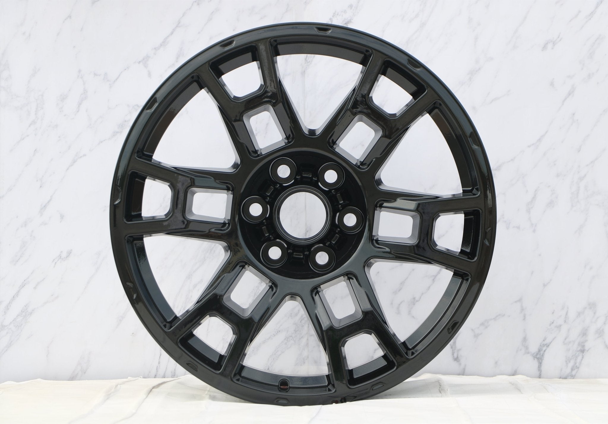 W238 D1630 Gloss Black 22x9.0 ET15 6x139.7 CB106.1