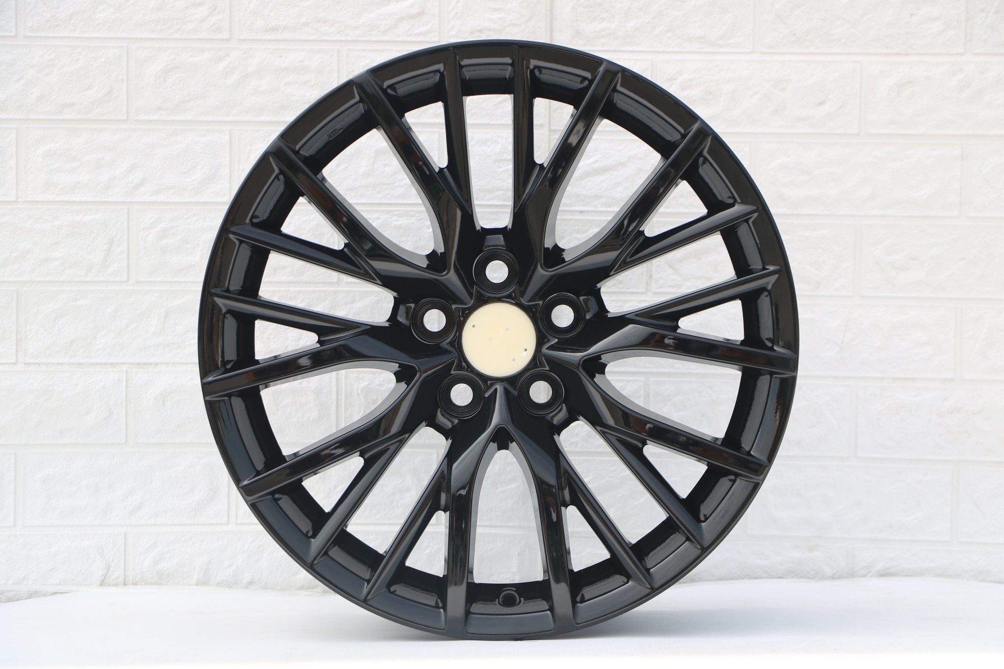 W241 D1260 Gloss Black 20x8.0 ET40 5x100 CB73.1