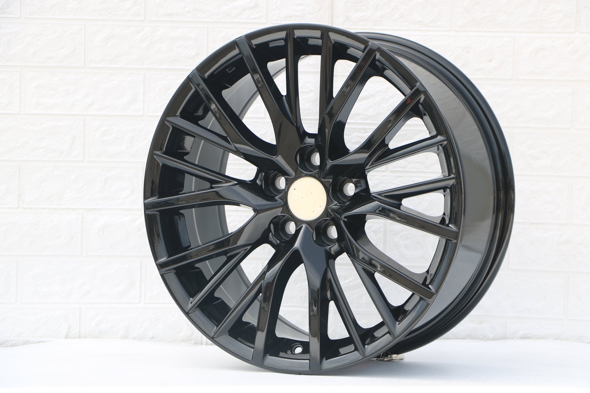 W241 D1260 Gloss Black 20x8.0 ET30 CB60.1 5x114.3