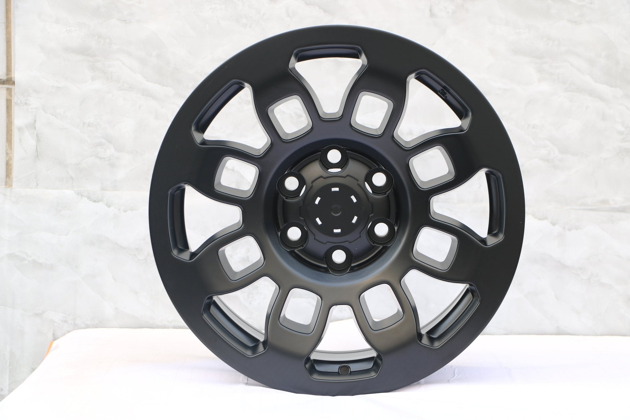 W250 XH97 Satin Black 18x8.0 ET0 6x139.7 CB106.1