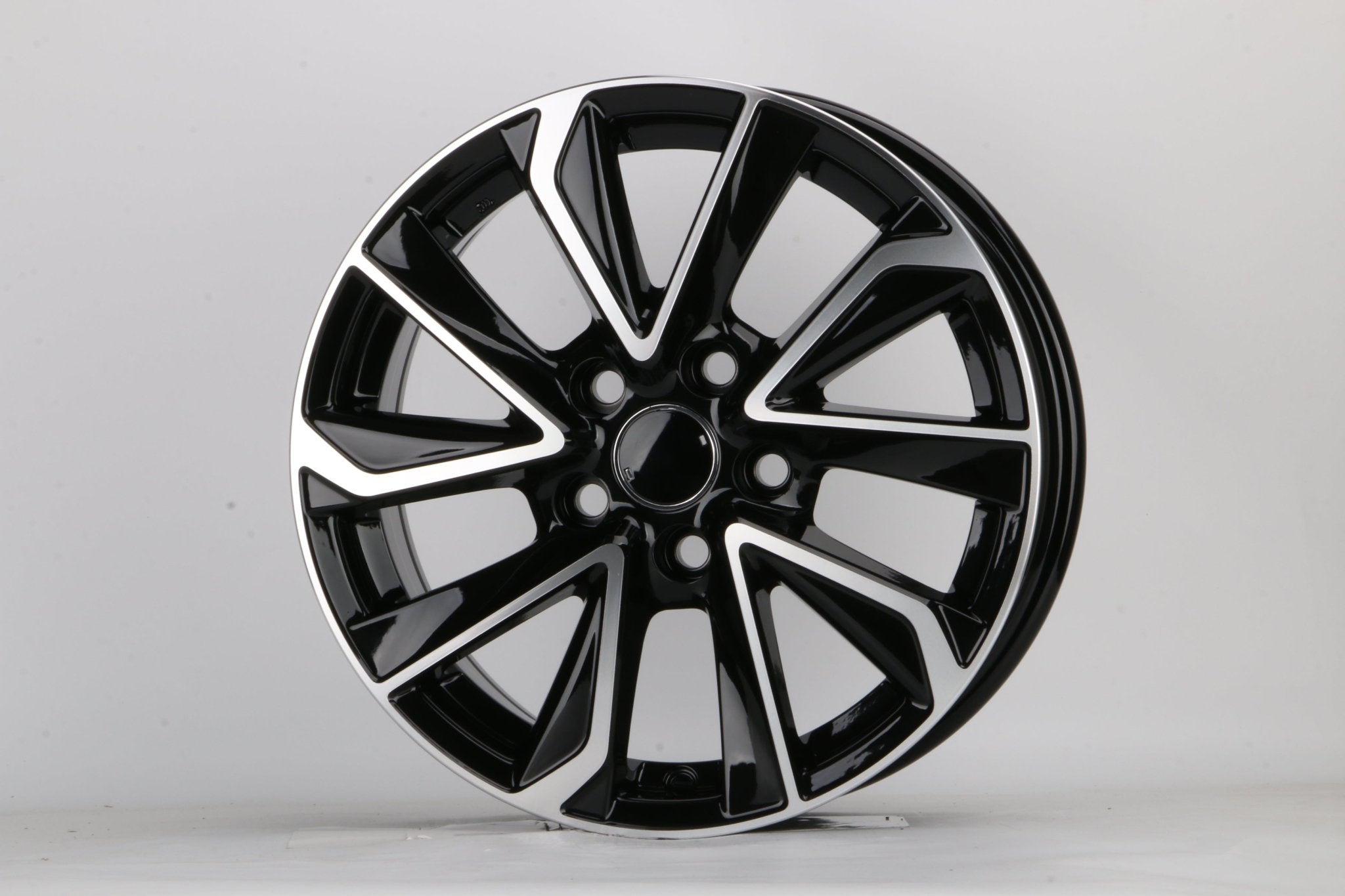 W254 D2038 Black Machined Face 18x8.0 ET40 CB73.1 5x114.3