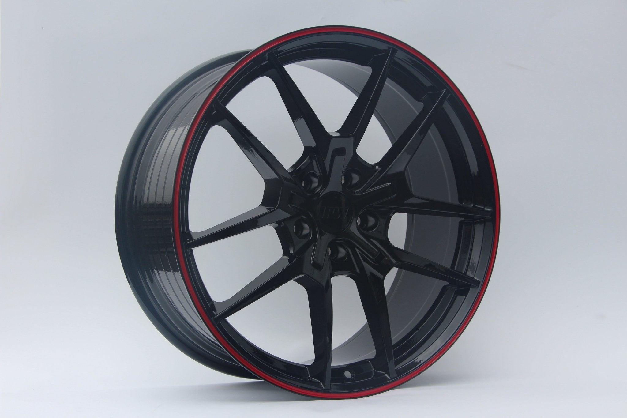 W301 Flow Forged XY31 Gloss Black Red Lip 19x8.5 ET35 5x114.3 CB73.1 23lbs