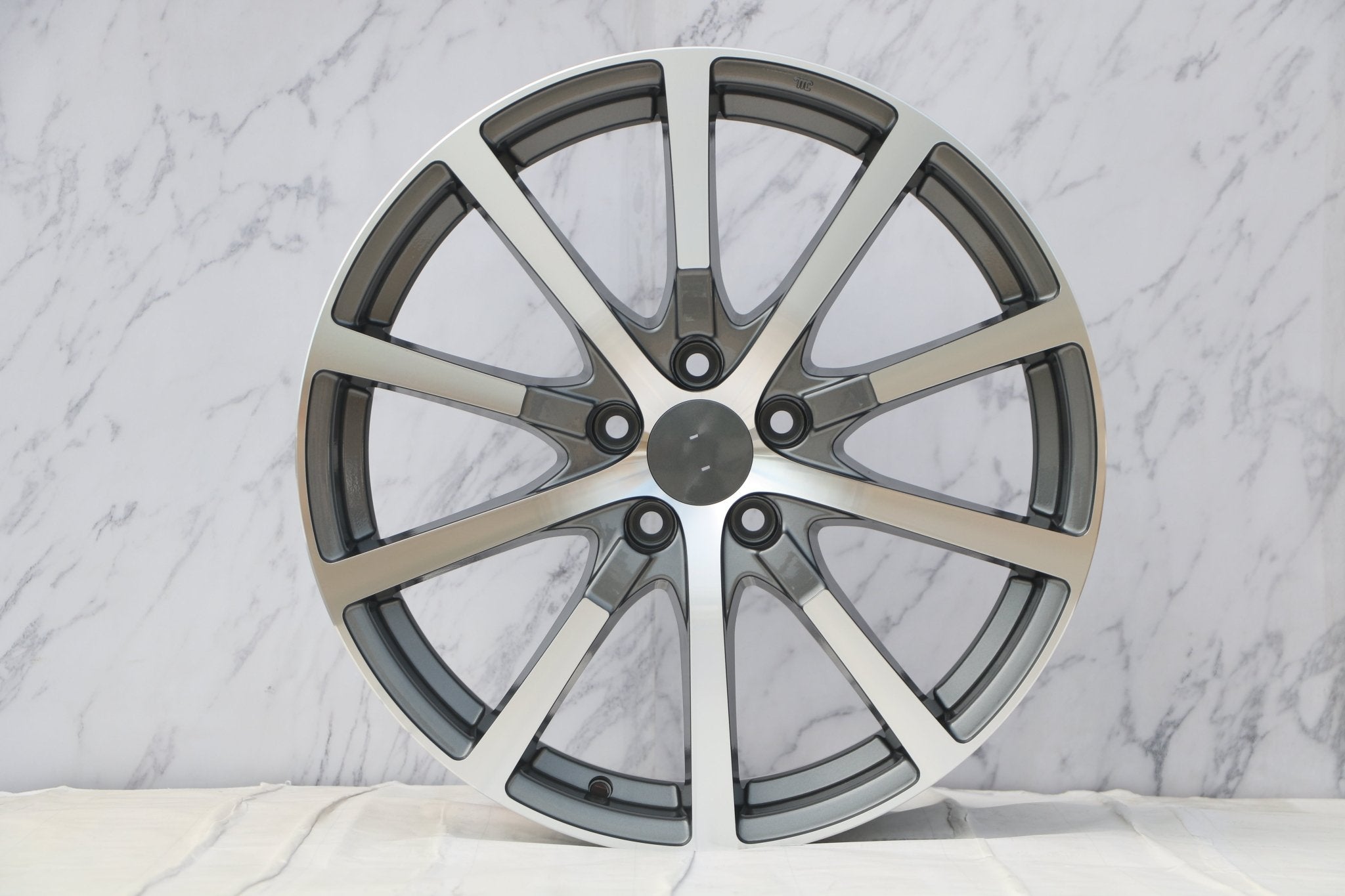 W305 Gunmetal Machined Face 19x8.0 Et 55 CB64.1 5x114.3