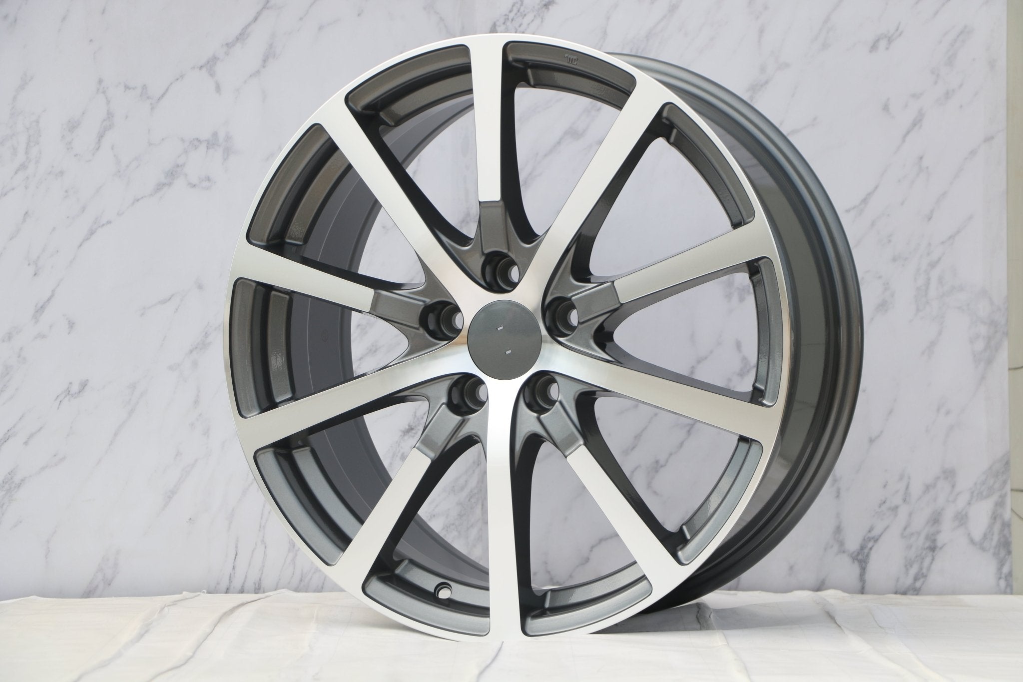 W305 Gunmetal Machined Face 19x8.0 Et 55 CB64.1 5x114.3