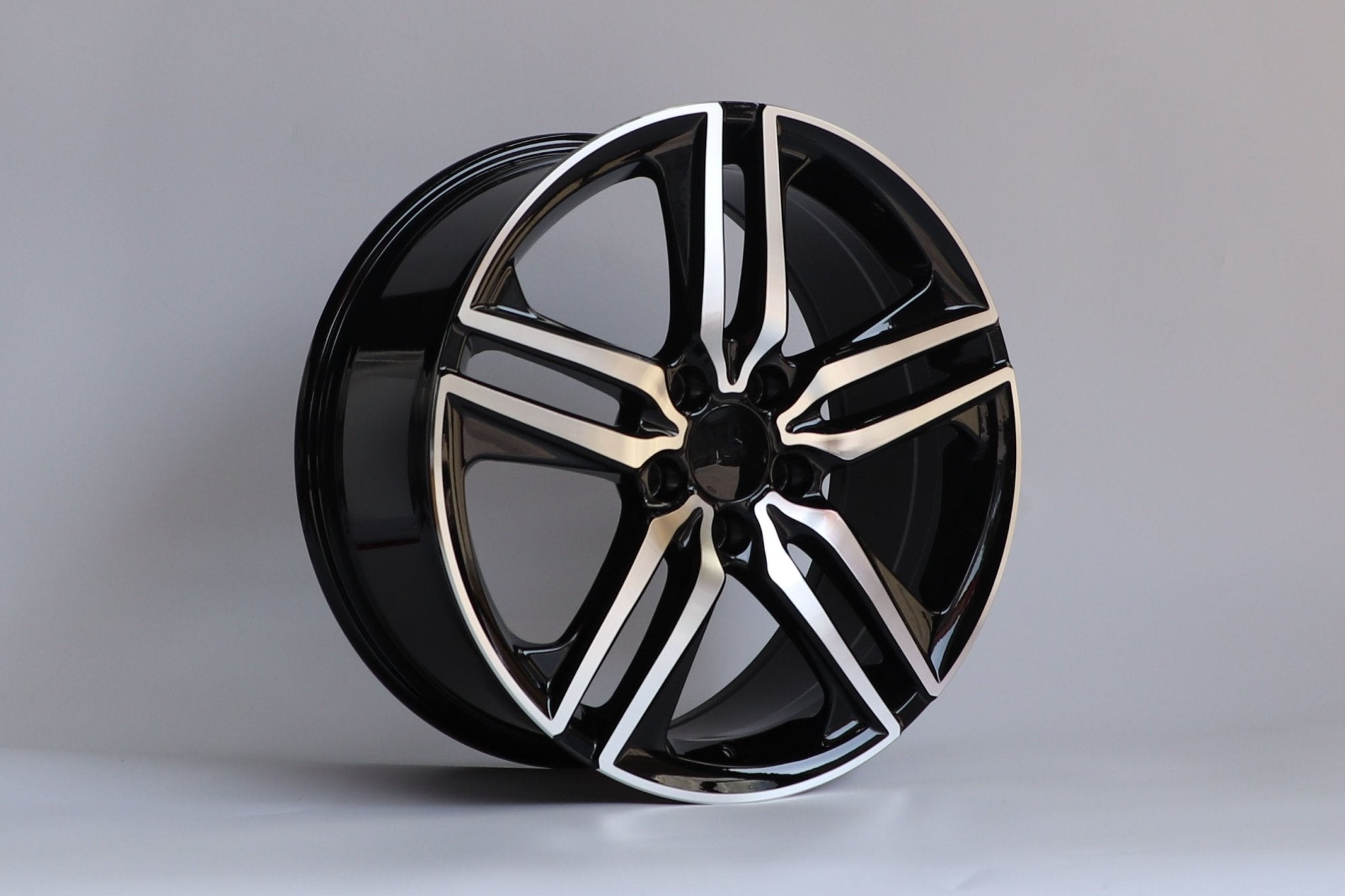 W307 1163 Black Machined Face 19x8.0 ET55 CB64.1 5x114.3