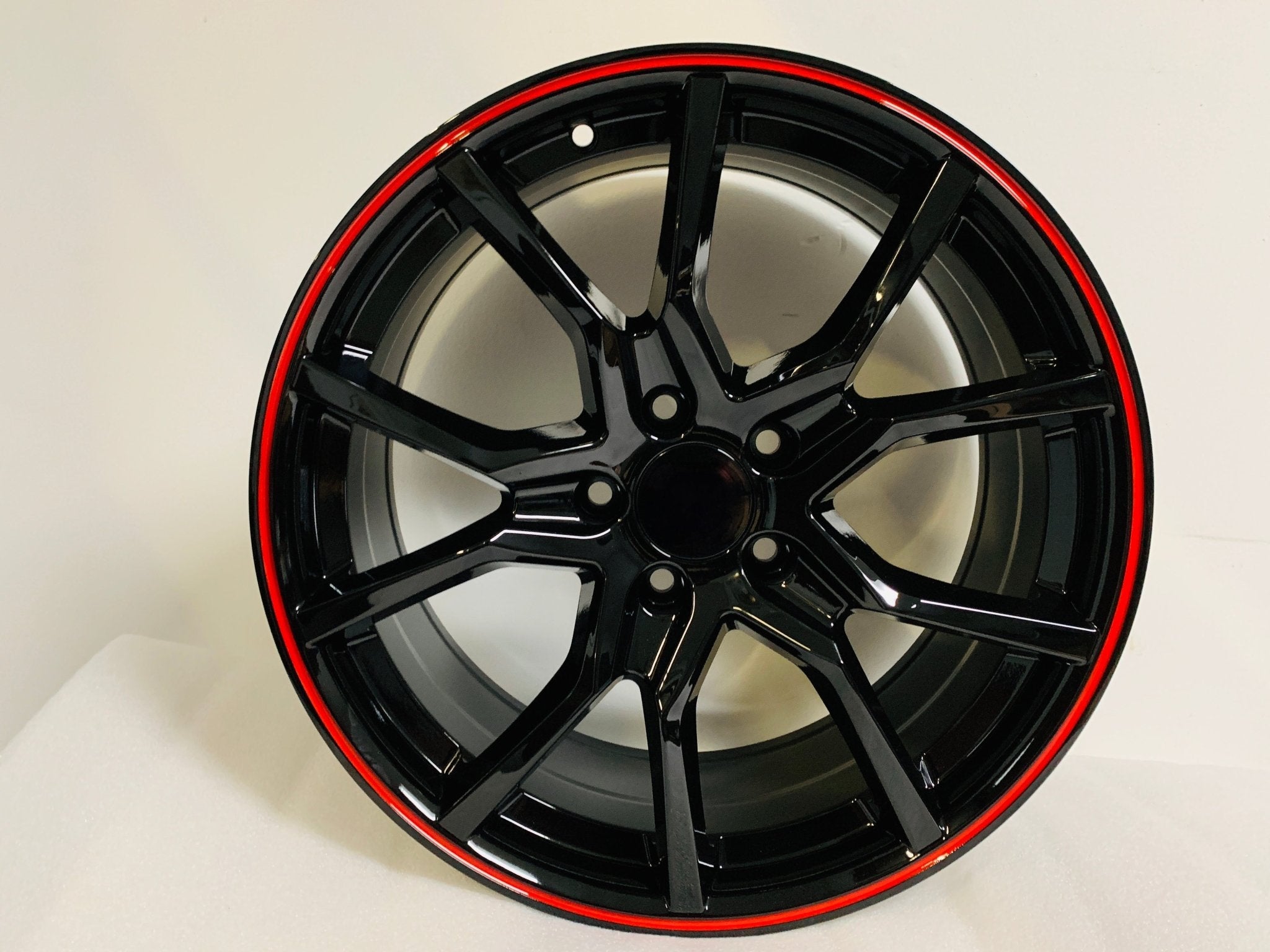W314 1418 Black with Red Lip 18x8.0 ET41 5x114.3 CB64.1