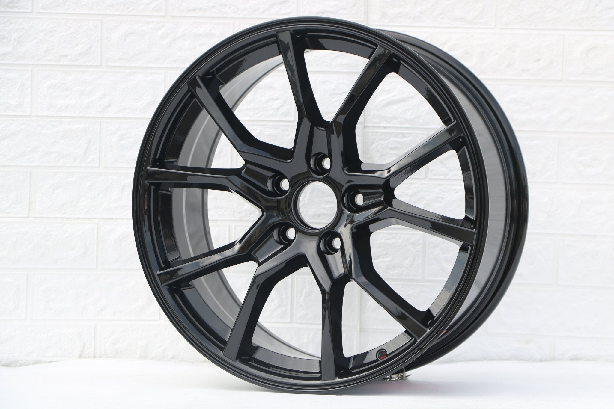 W314 1418 Gloss Black 18x8.0 ET41 5x114.3 CB73.1 C1314-B
