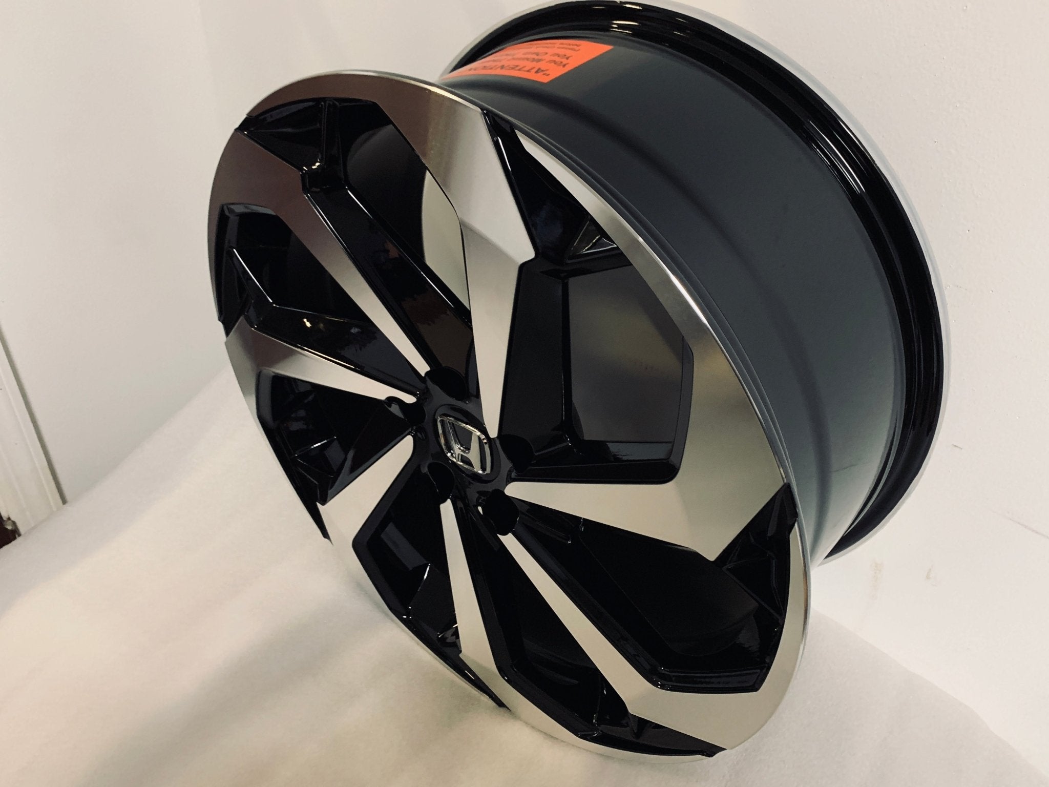 W316 1342 Black Machined Face 20x8.5 ET45 5x114.3 CB64.1