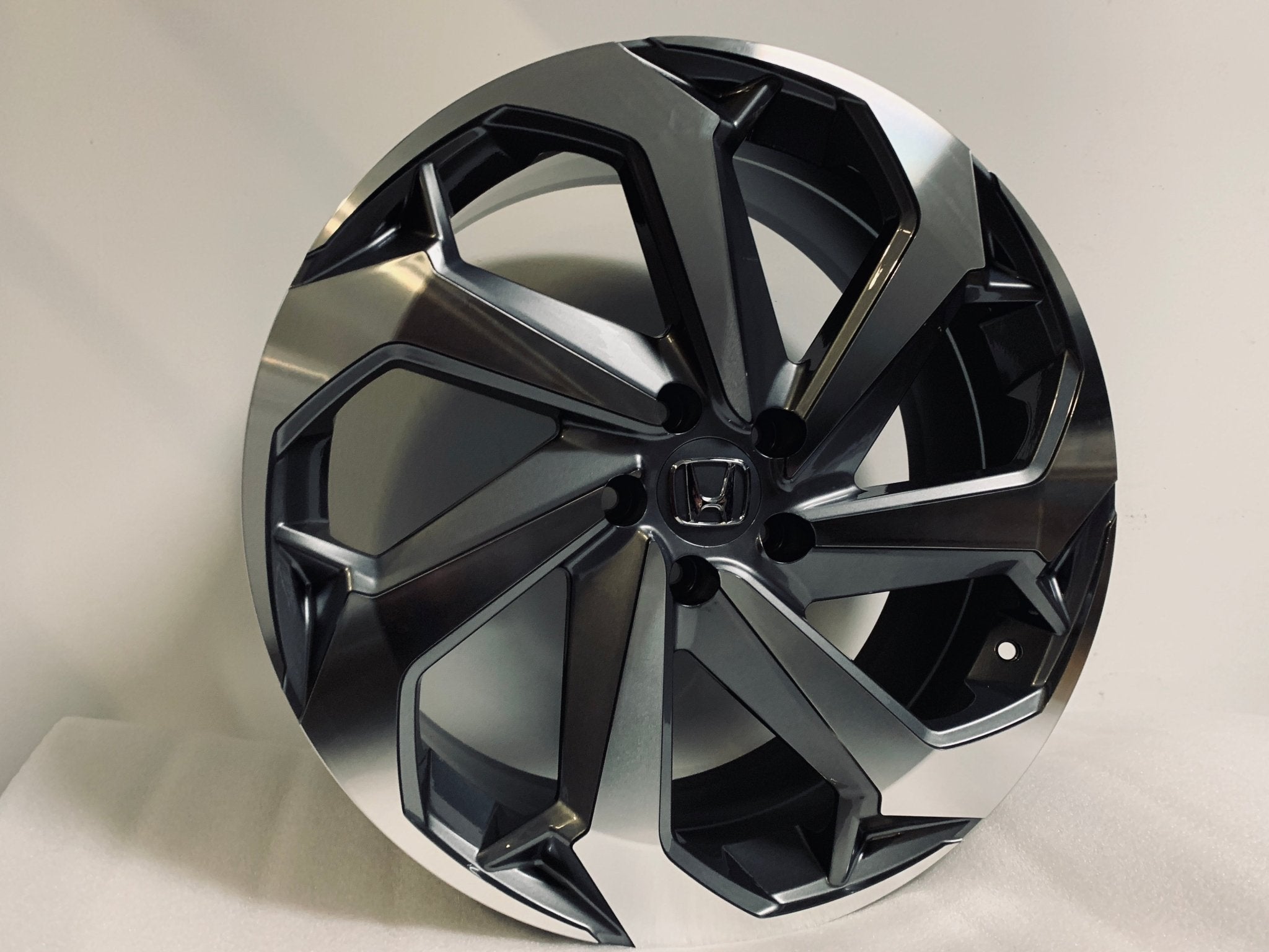 W316 Gunmetal Machined Face 22x8.0 ET40 5x114 CB73.1