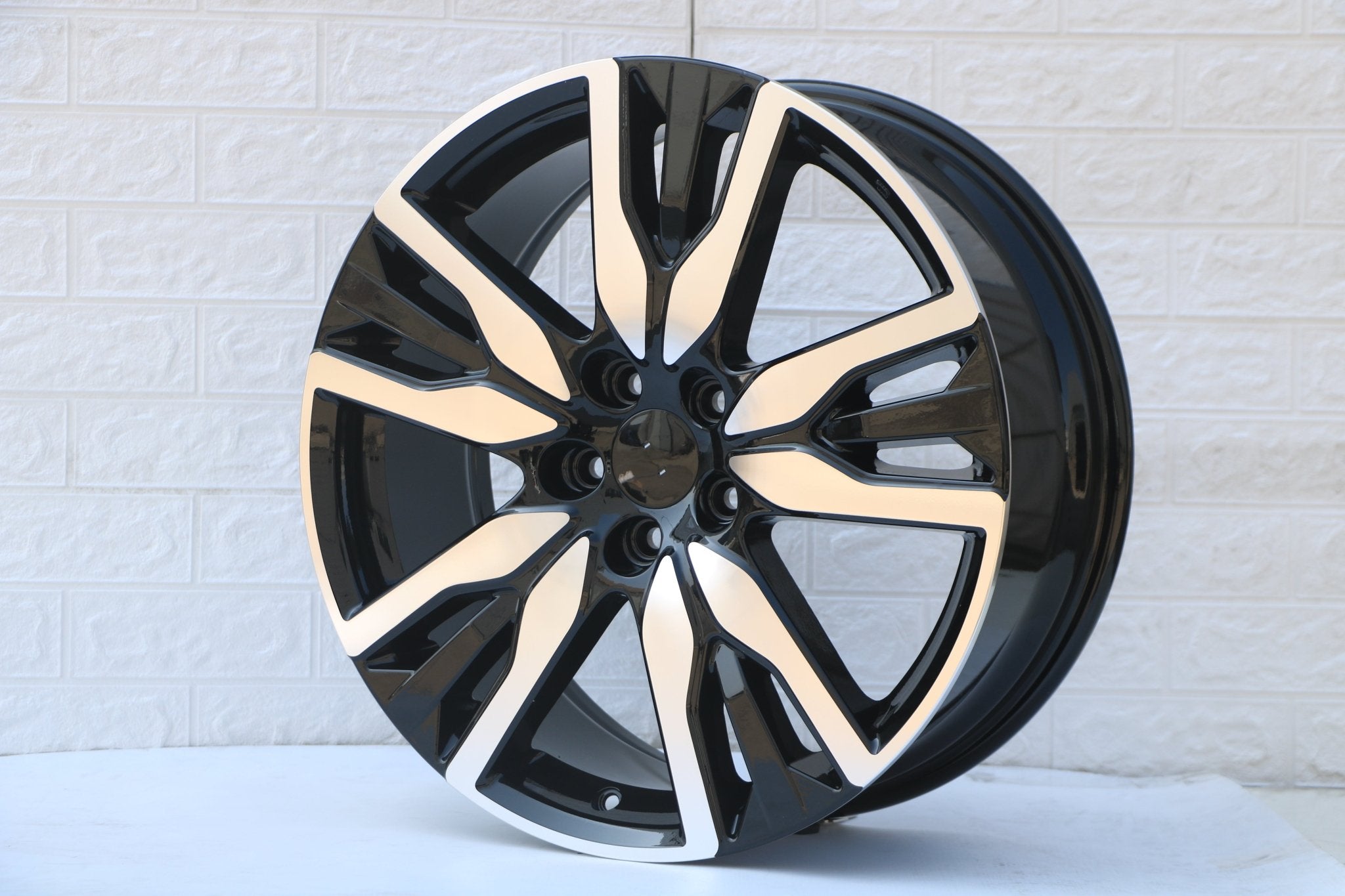 W319 D2030 Black Machined Face 20x8.0 ET55 CB64.1 5x114.3 C1352-B