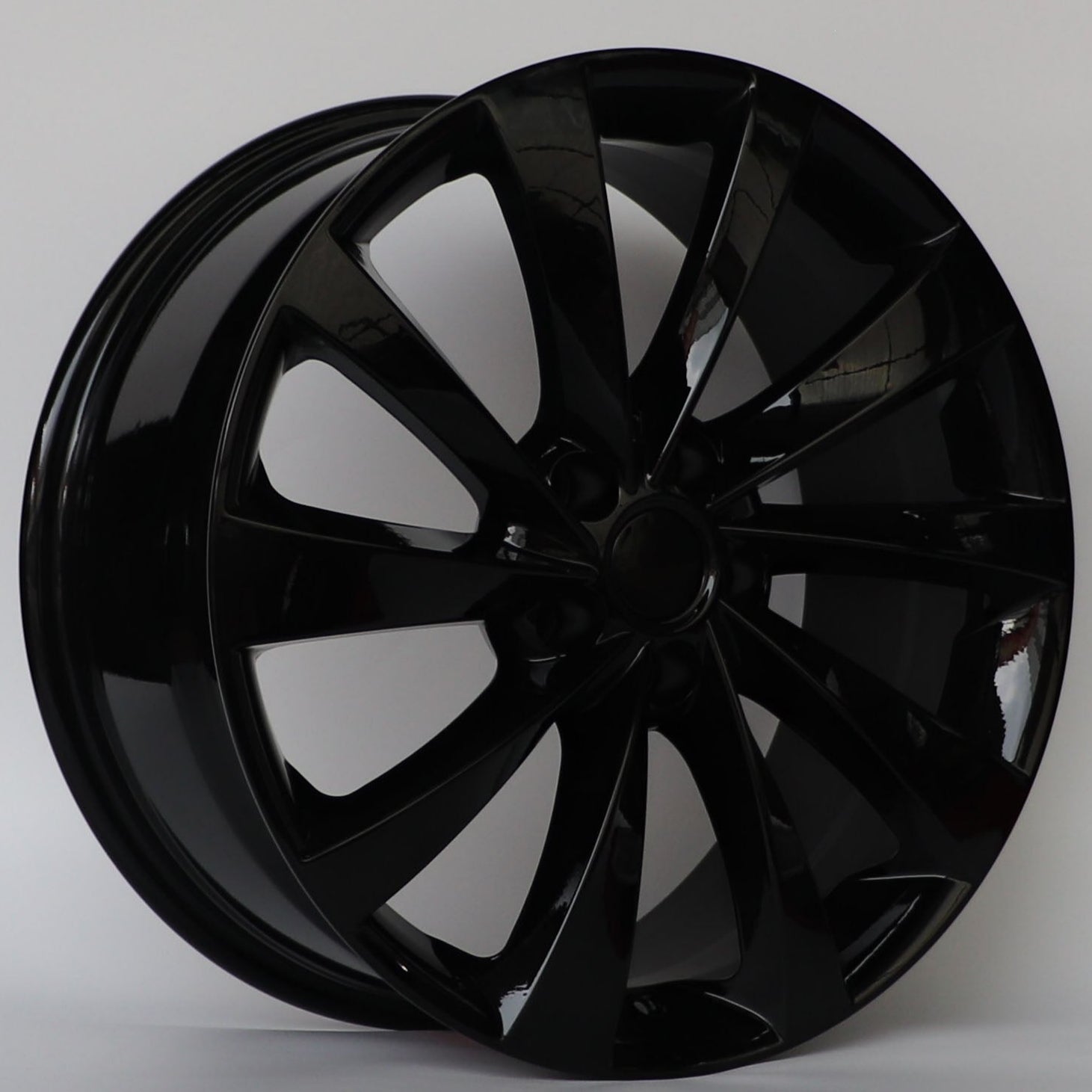 W451 1396 Gloss Black 19x8.0 Et35 5x114.3 CB73.1