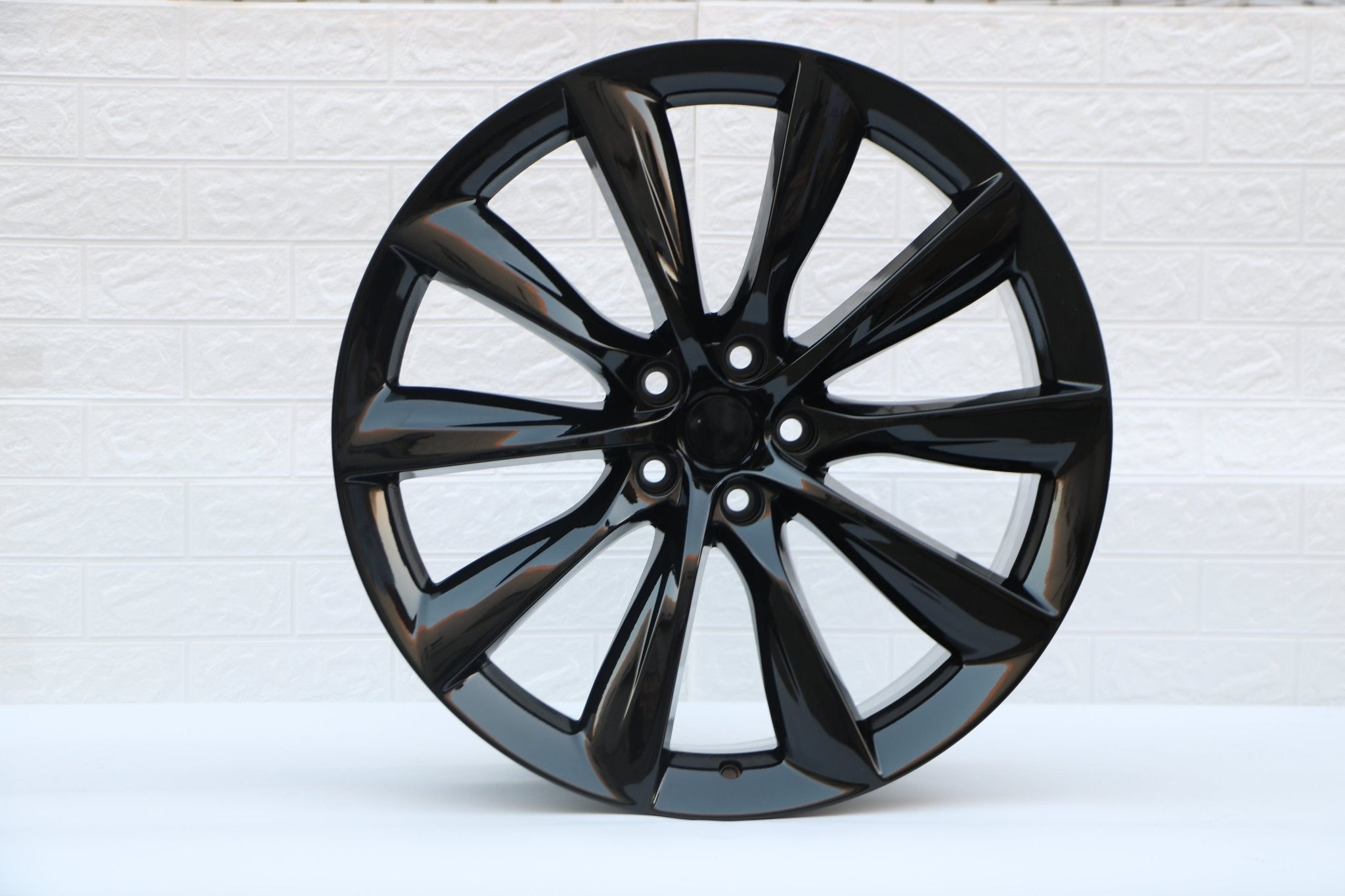 W452 1469 Gloss Black 22x9.0 ET35 5x114.3 CB 73.1 C1385-B