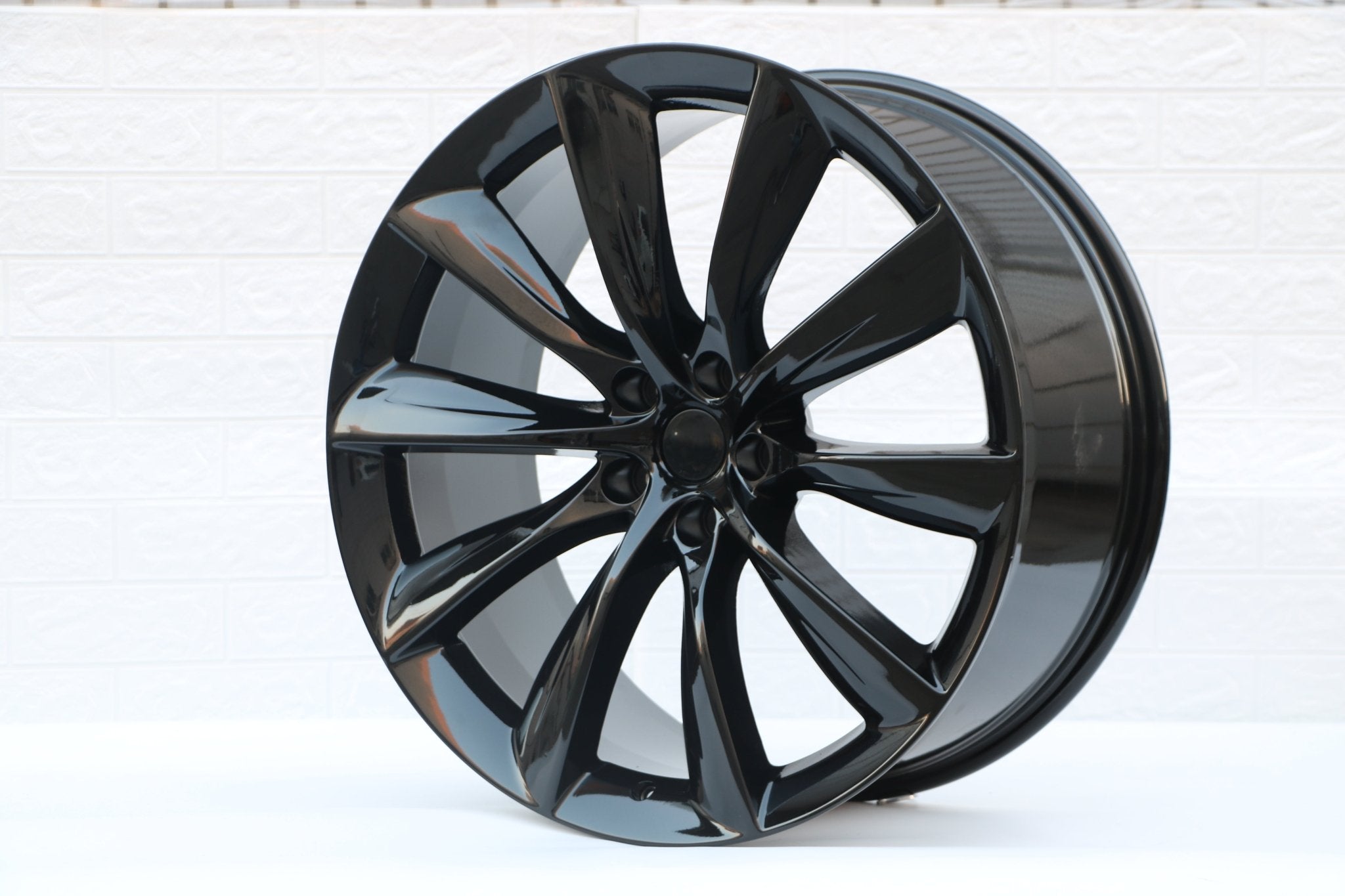 W452 1469 Gloss Black 22x9.0 ET35 5x114.3 CB 73.1 C1385-B