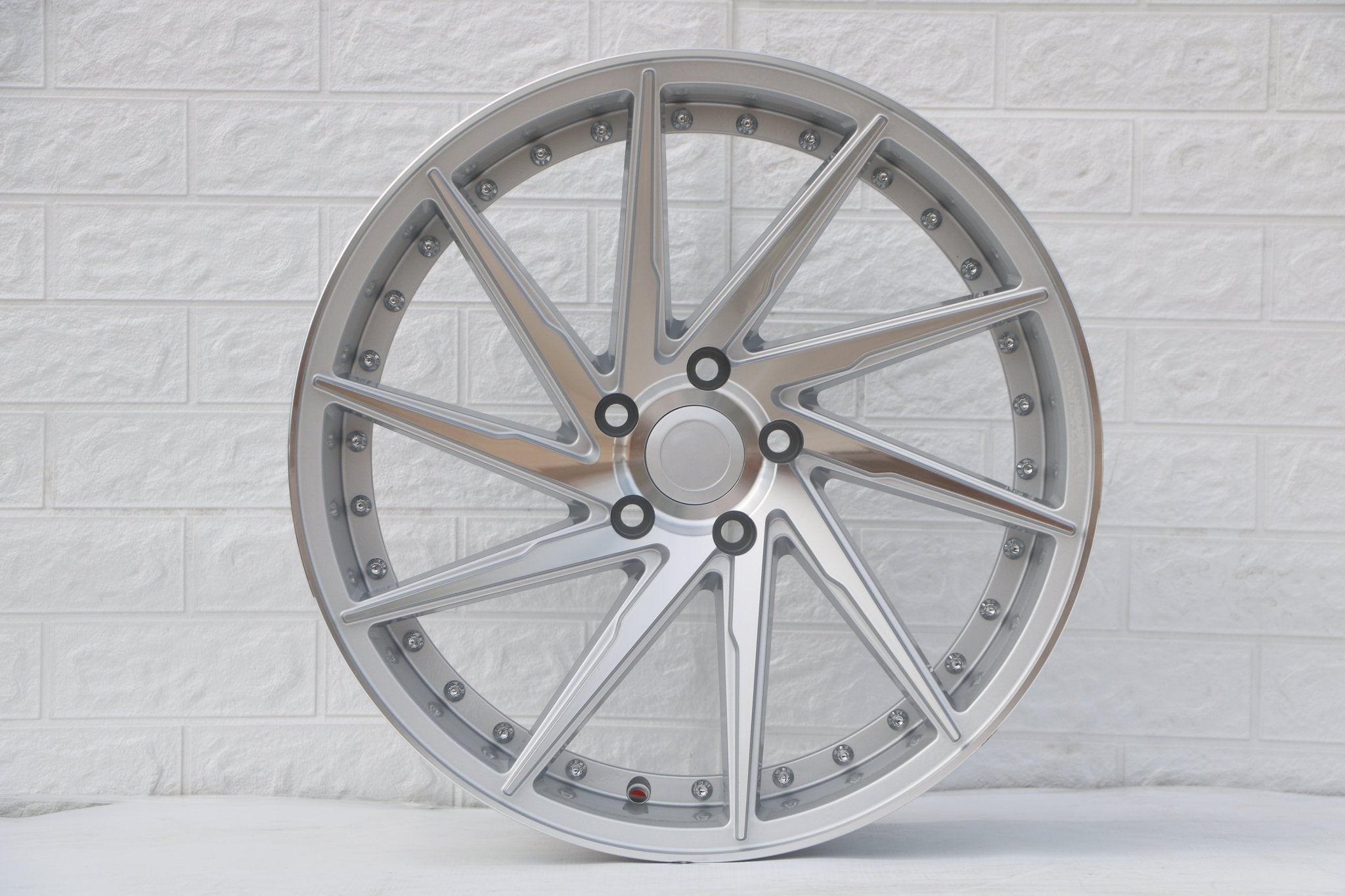 W511 Silver Machined Face 19x9.5 ET35 5x114.3 CB73.1