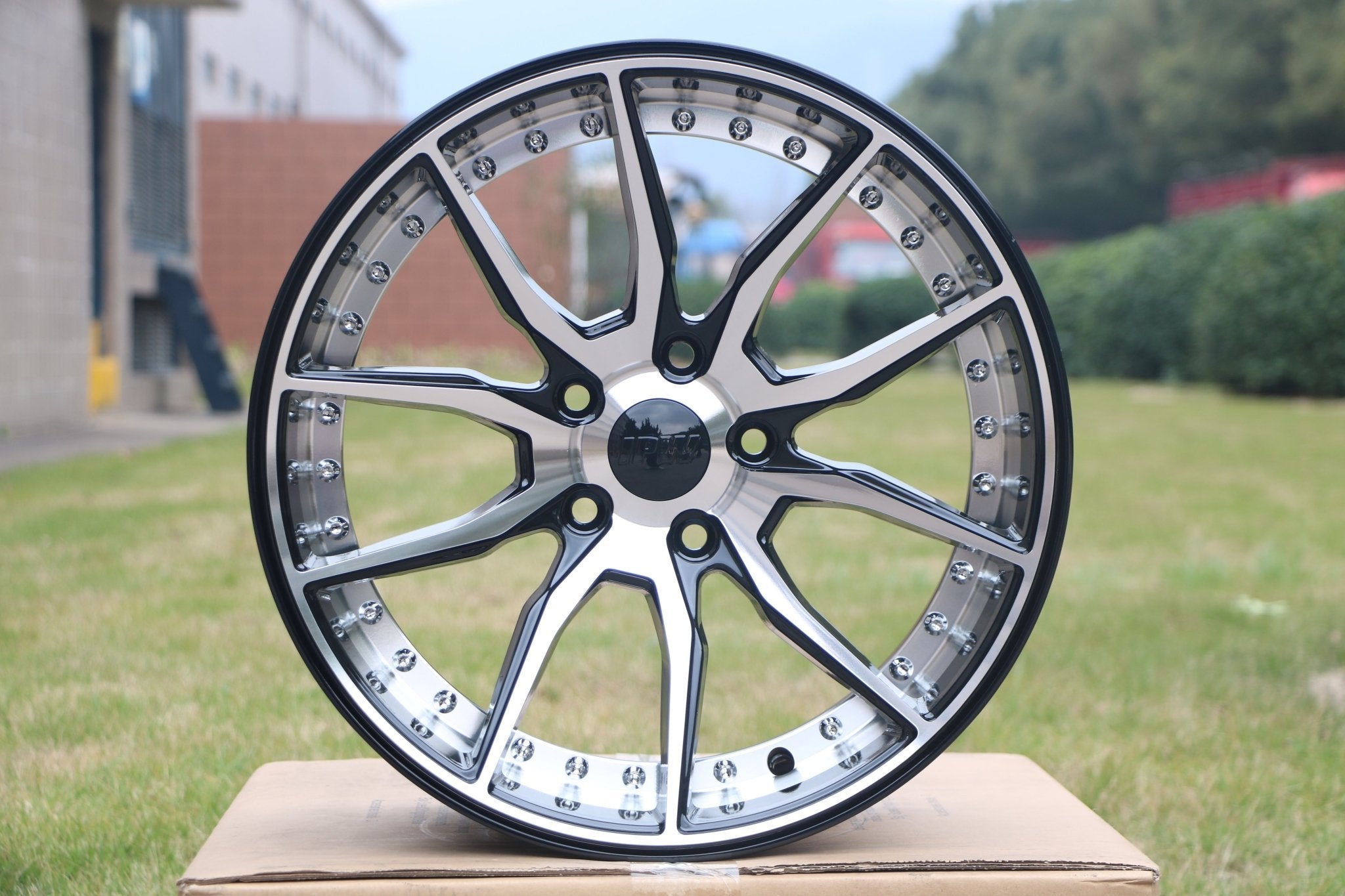 W512 1646 Black Machined Face Silver Rivet 20*8.5 ET35 5x114.3 CB73.1
