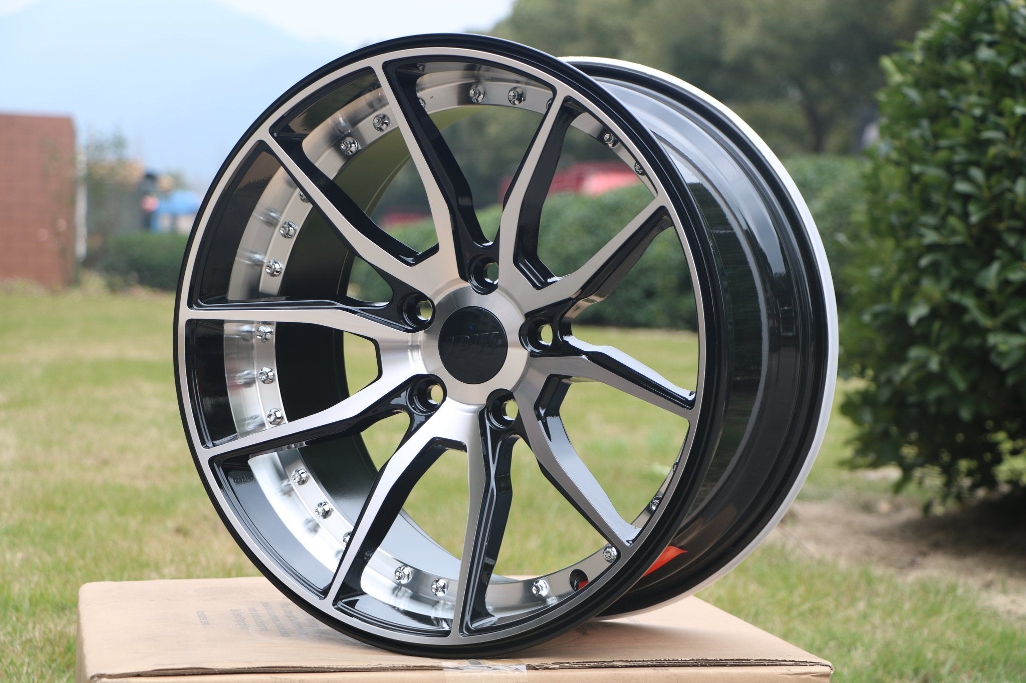 W512 1646 Black Machined Face Silver Rivet 20*8.5 ET35 5x114.3 CB73.1