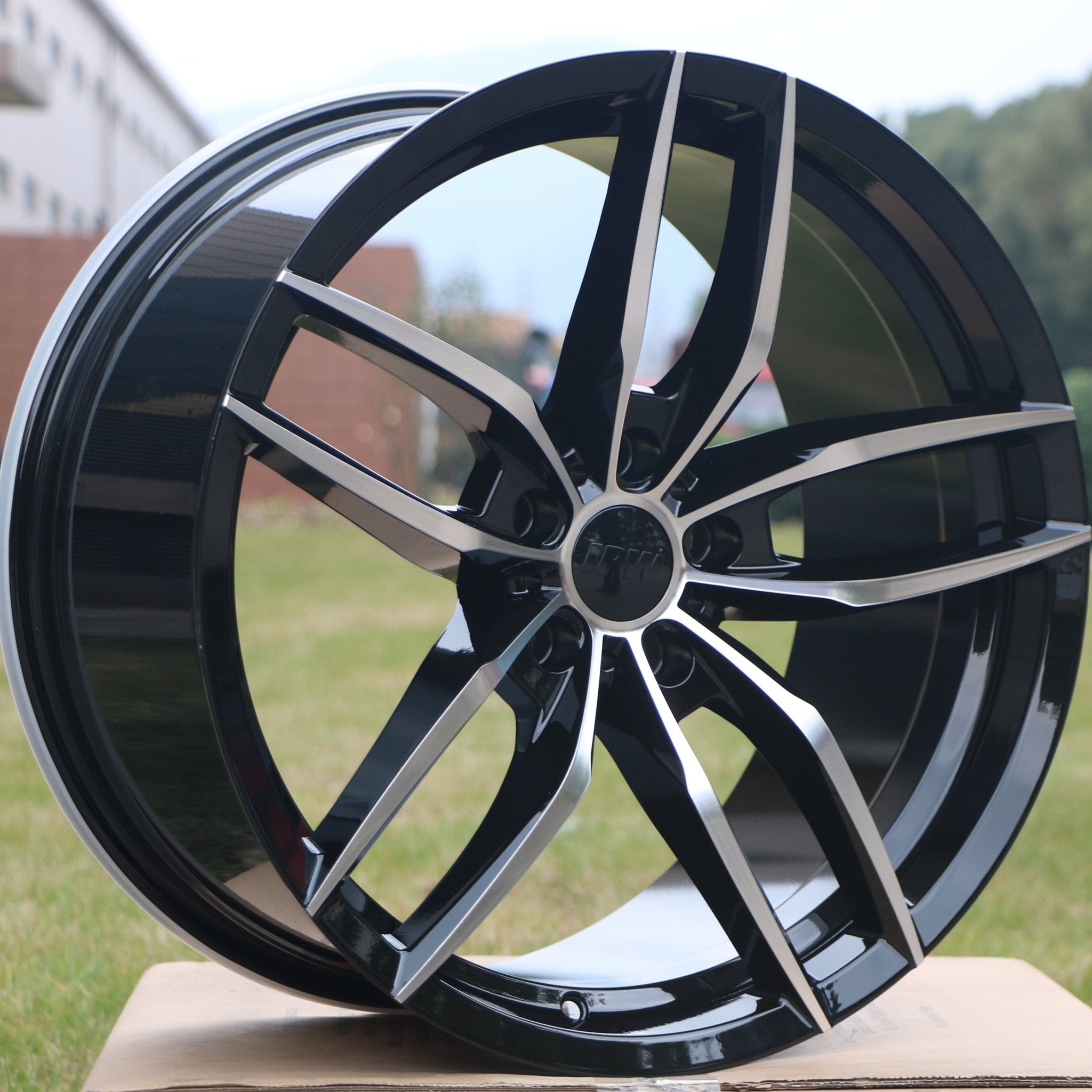 W524 1407 Black Machined Face 19x9.5 Et35 5x114.3 CB73.1