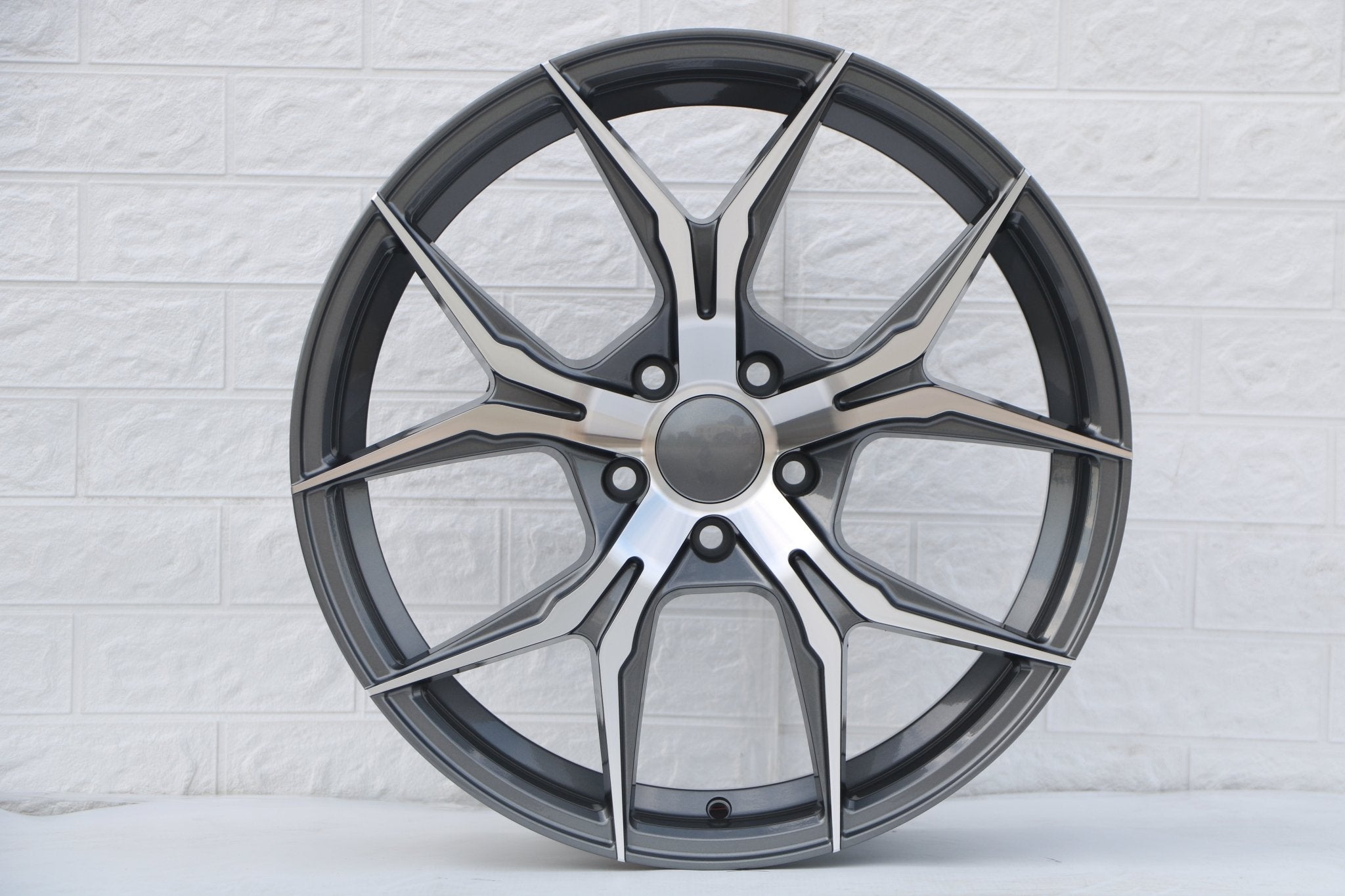 W531 Gunmetal Machined Face 19x8.5 ET35 5x112/114.3 CB73.1