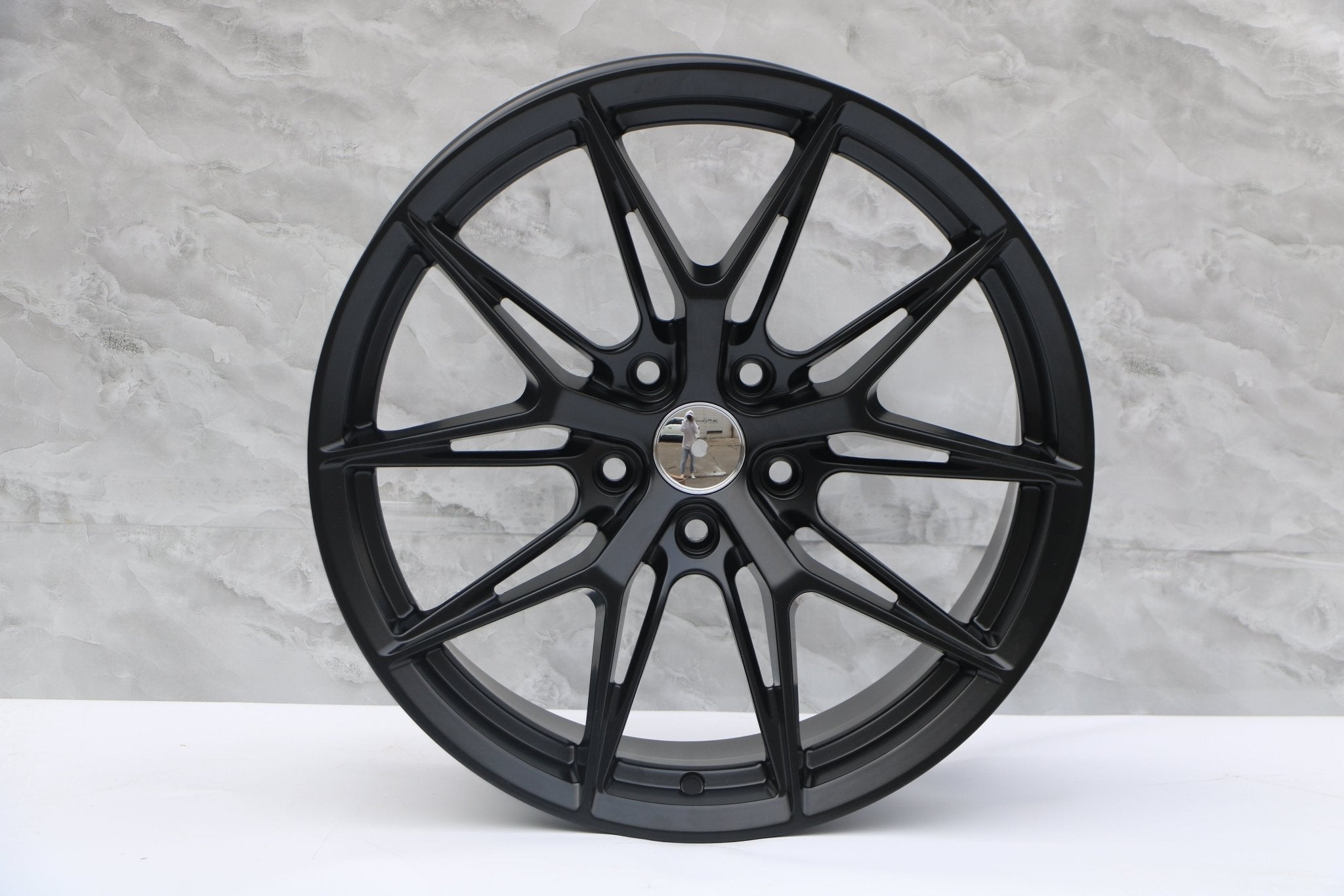 W538 iV-1520 Satin Black 18x8.0 ET35 5x114.3 CB73.1