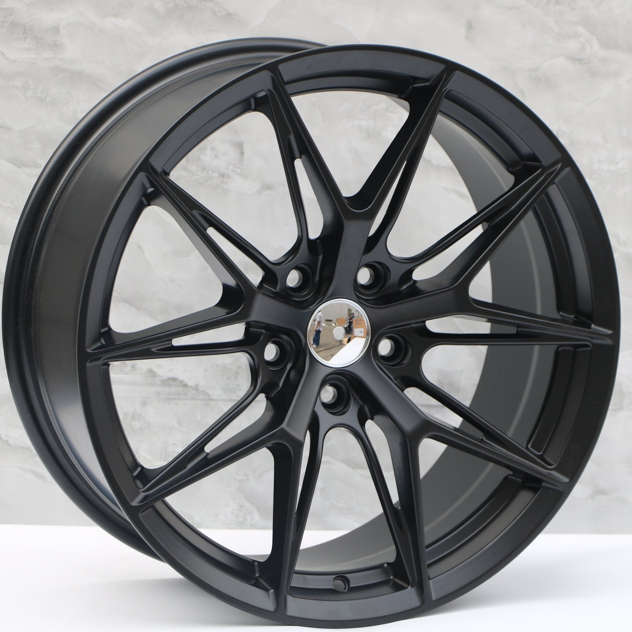 W538 iV-1520 Satin Black 18x8.0 ET35 5x114.3 CB73.1