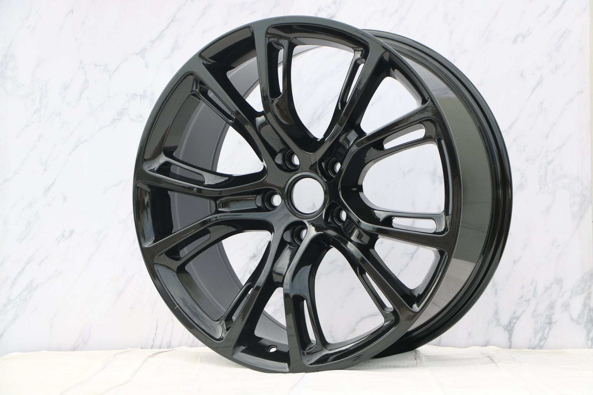 W568 1288 Gloss Black 20x9.5 ET32 5x127 CB71.5