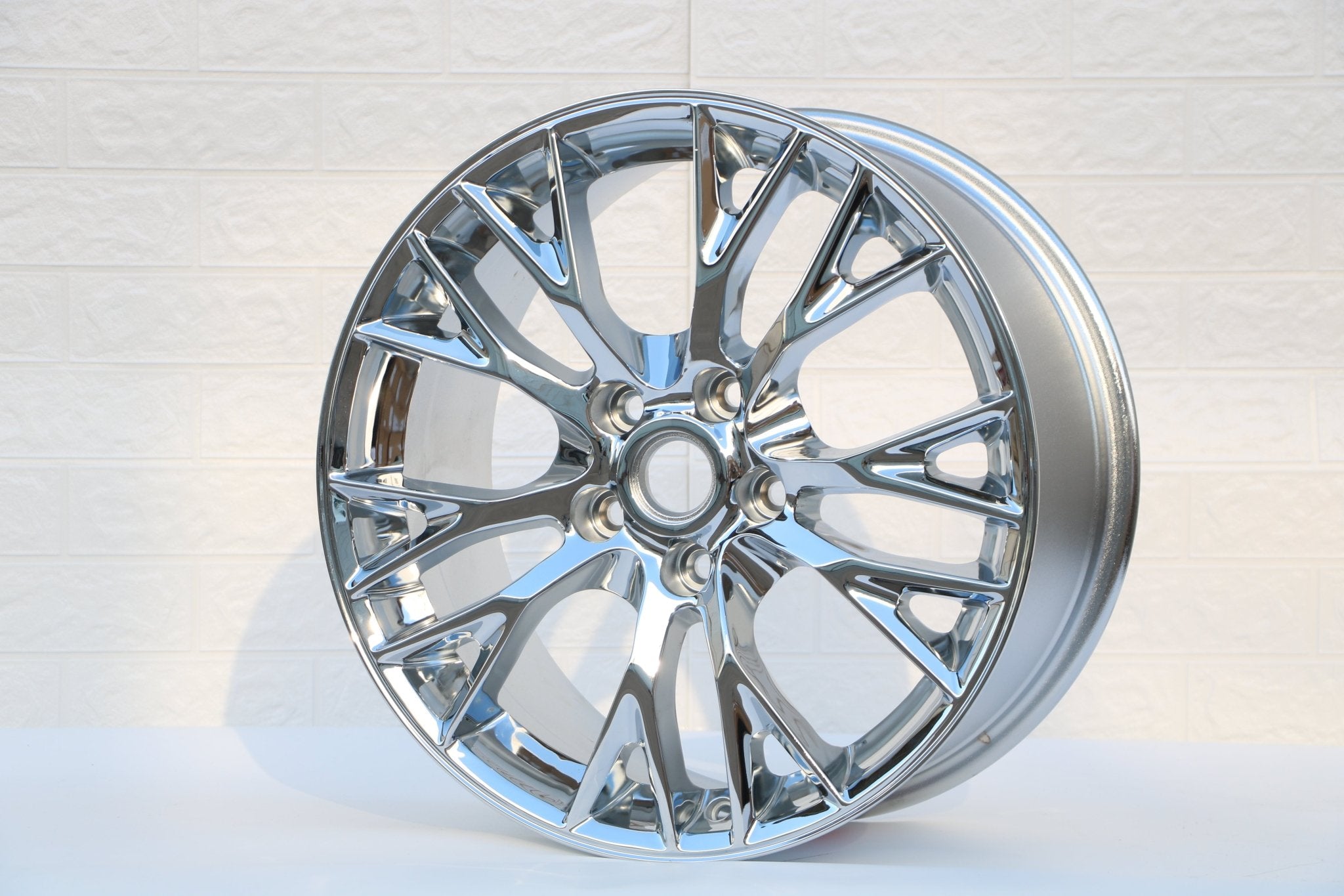 W591 Chome 19x10.0 ET79 CB70.3 5x120.7 C1187-C