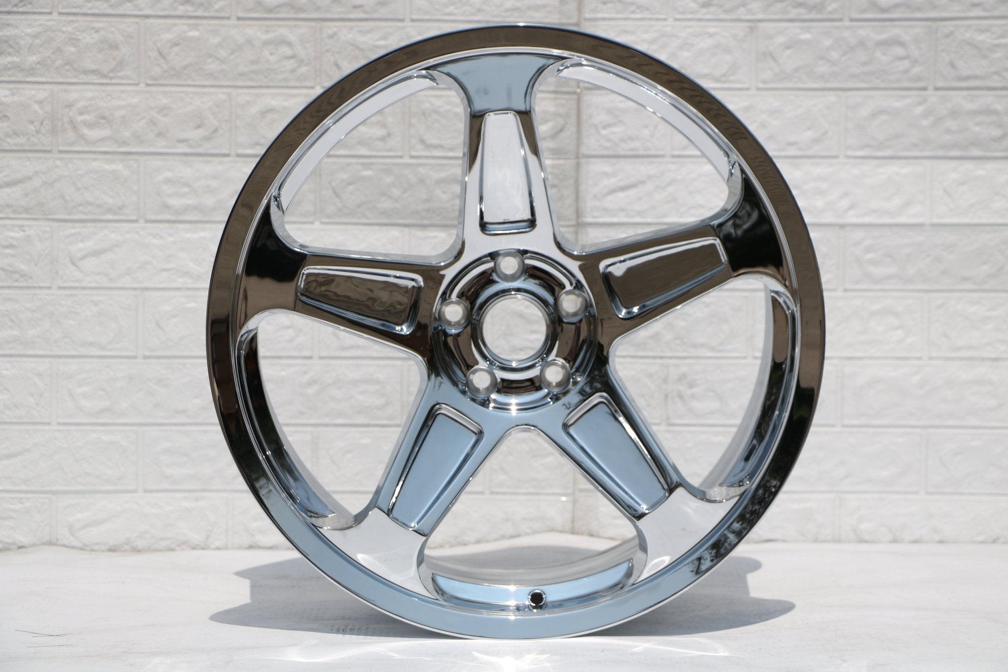 W597 Chrome 20x9.0 ET20 5x115 CB71.5