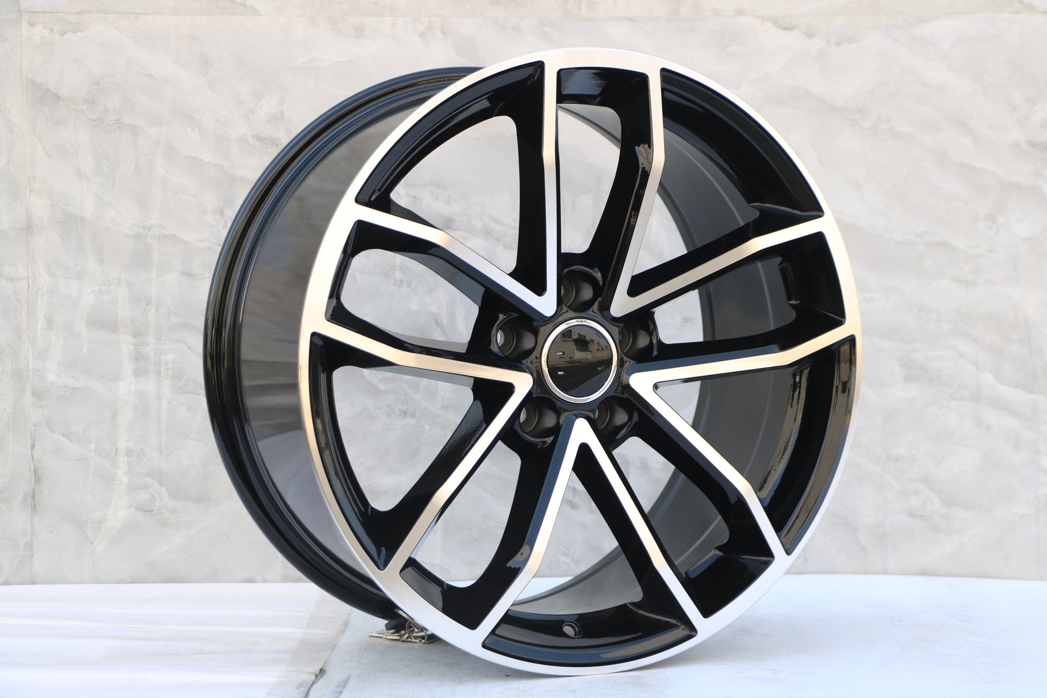 W603 Black Machined Face 19x8.5 ET35 5x112 CB66.6