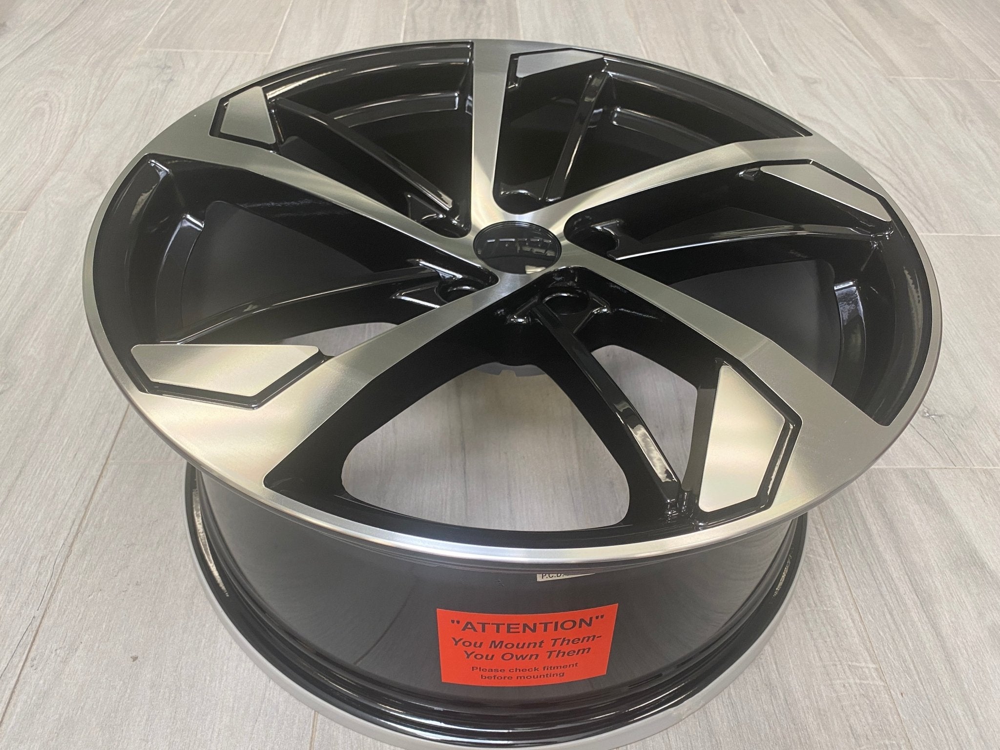 W614 1277 Black Machined Face 19x8.5 Et35 5x114.3 CB73.1 C030IPW-B