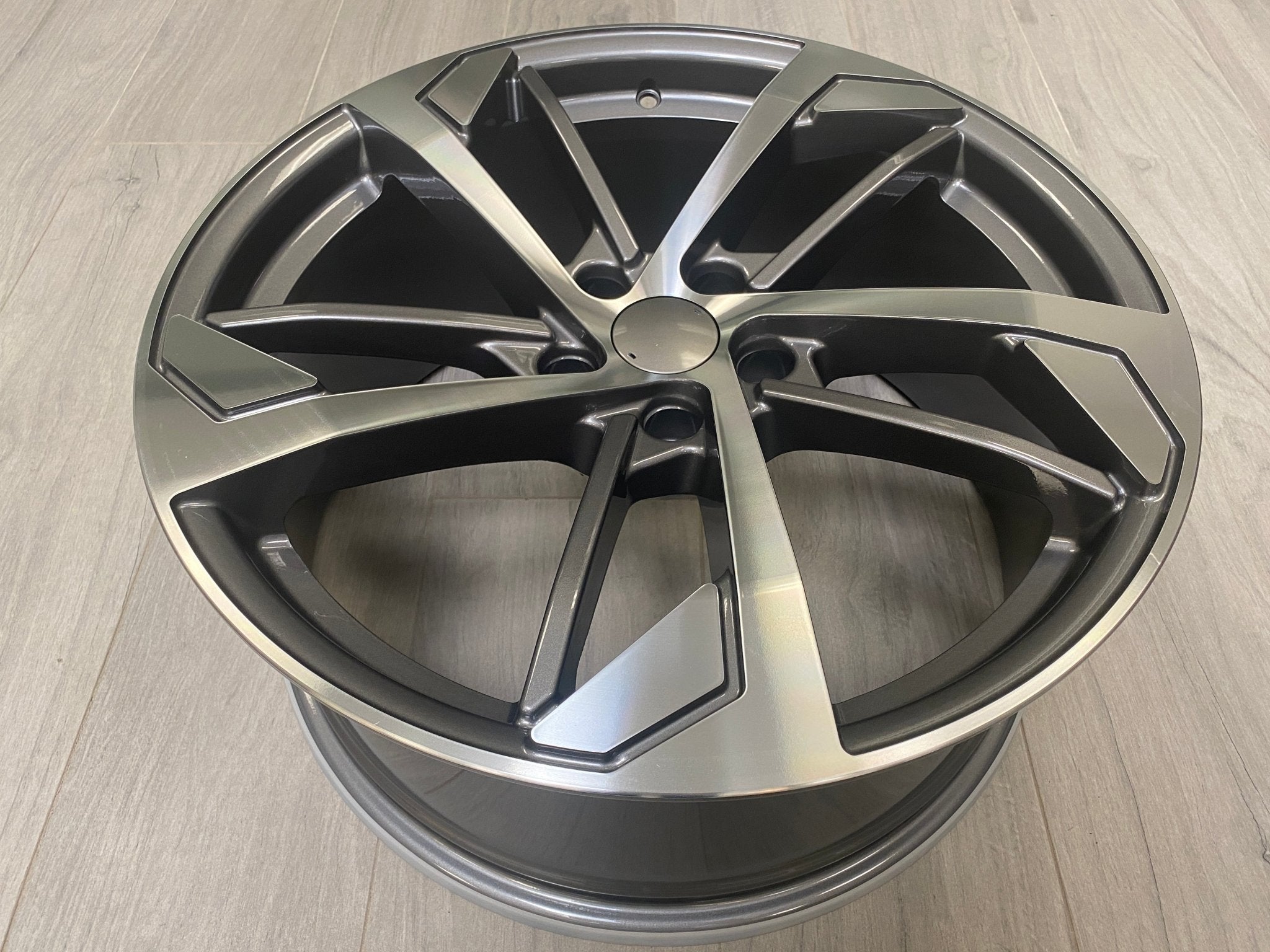 W614 1277 Gunmetal Machined 19x8.5 ET35 5x112 CB66.56